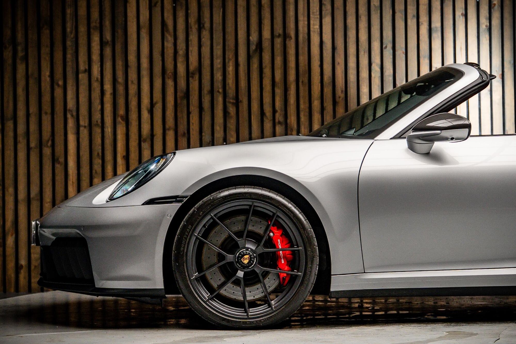 PORSCHE 911 [992] TARGA 4 GTS t-Hybrid 2dr PDK for sale UK - Slide 9