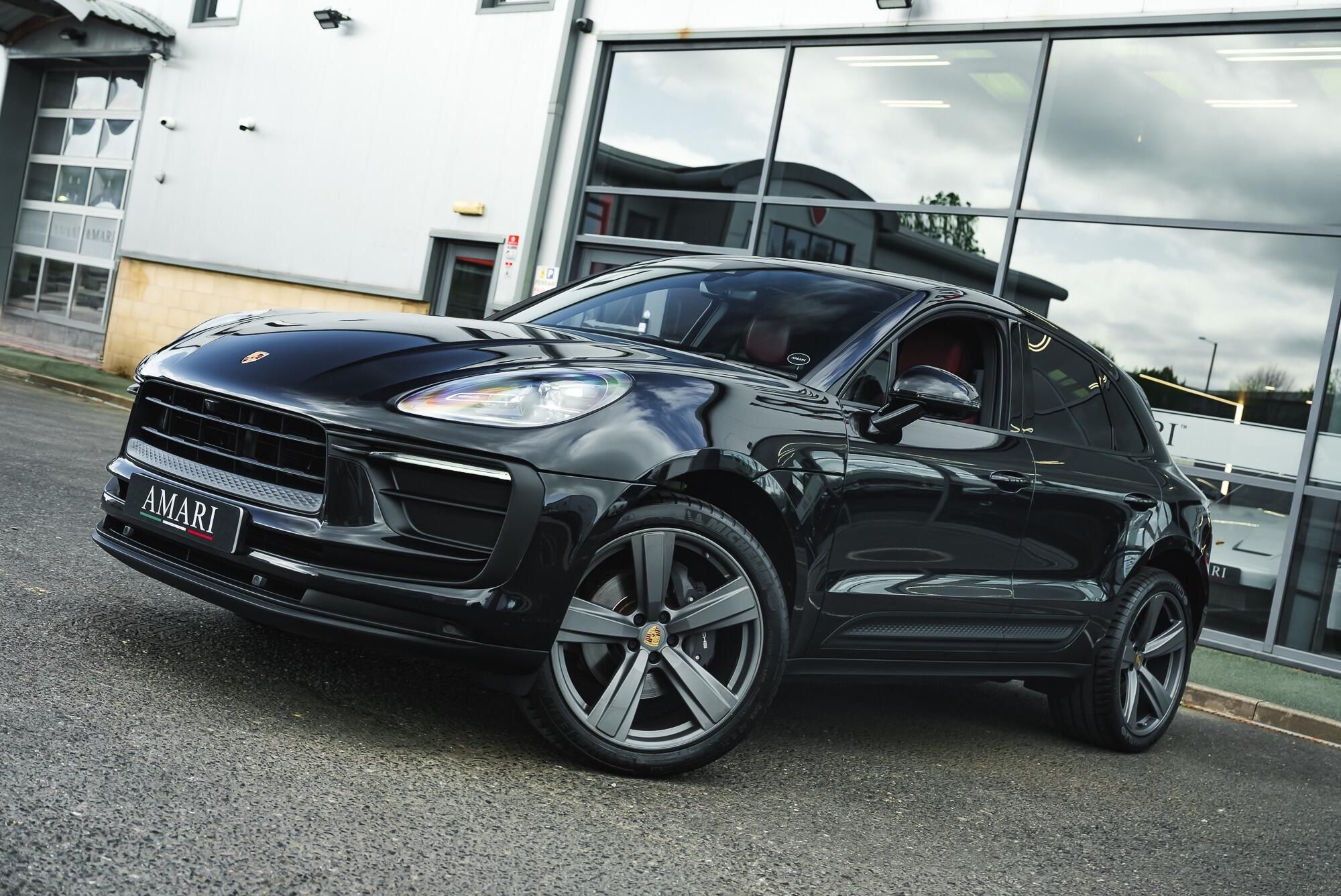 PORSCHE MACAN ESTATE 5dr PDK for sale UK - Slide 10