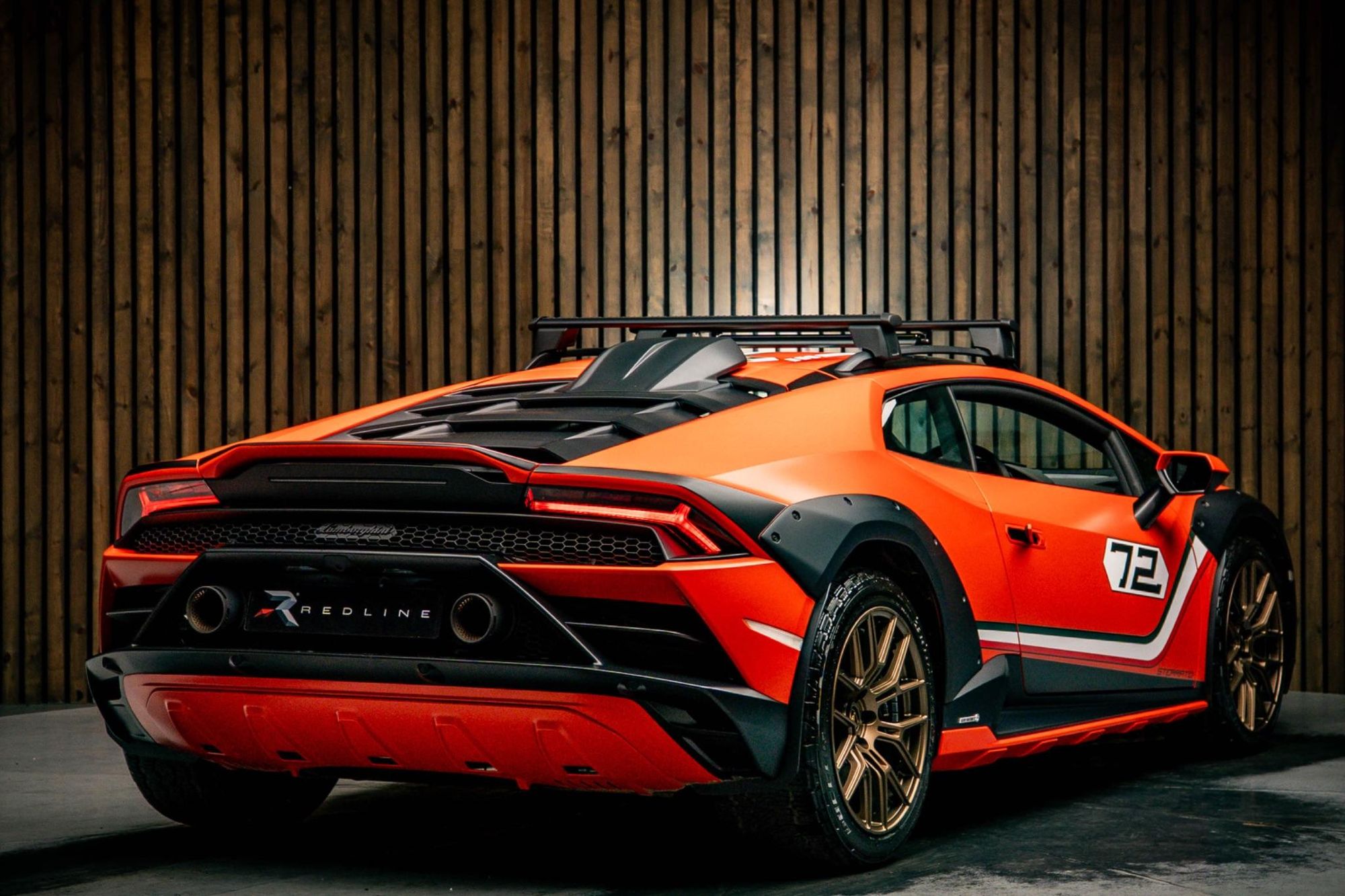 LAMBORGHINI HURACAN EVO COUPE 5.2 V10 610 Sterrato 2dr Auto AWD for sale UK - Slide 4