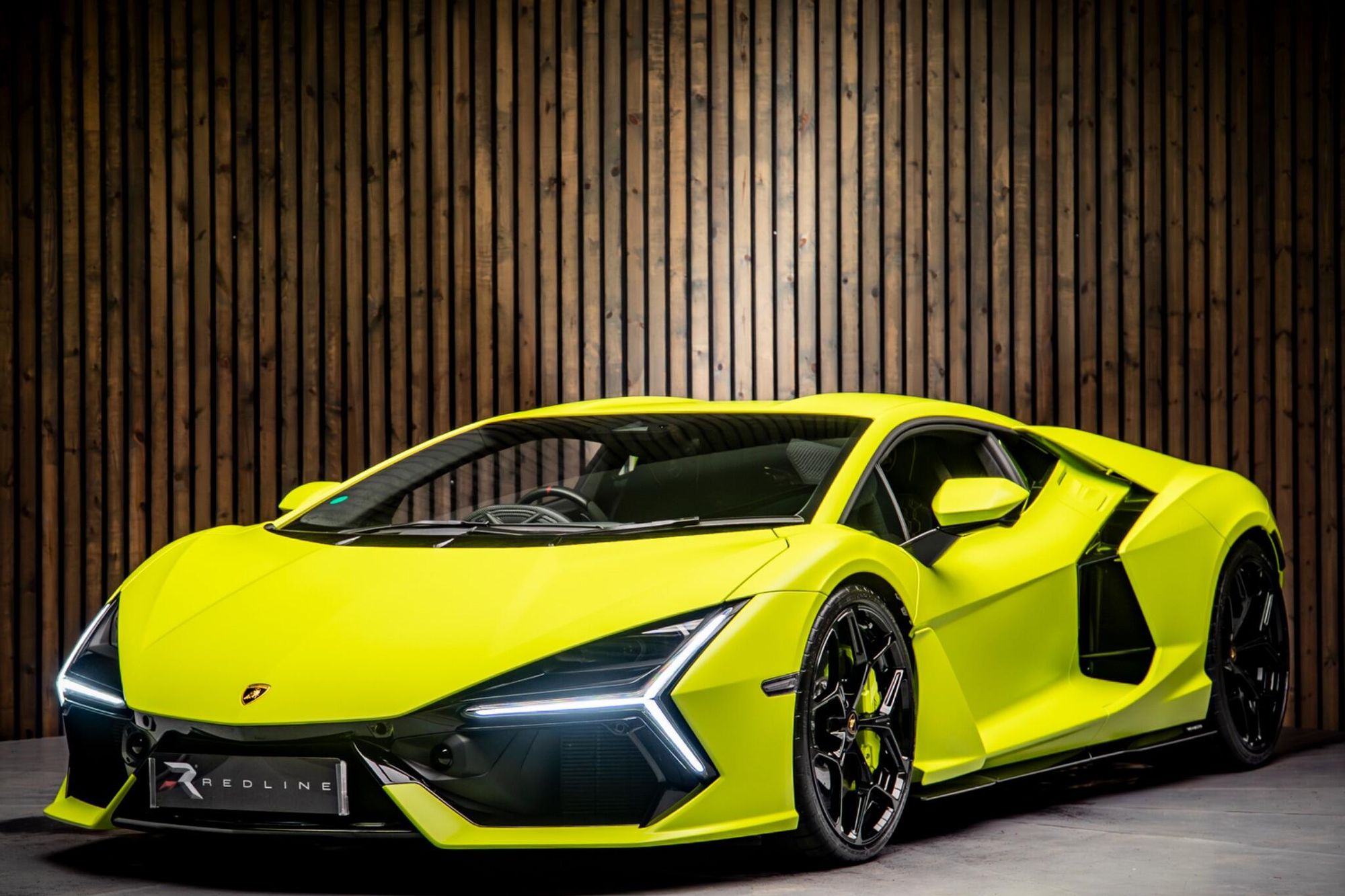 LAMBORGHINI REVUELTO COUPE 6.5 V12 1015 PHEV 2dr DCT for sale UK - Slide 8