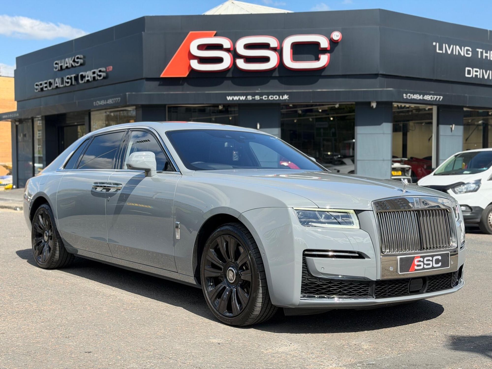 ROLLS-ROYCE GHOST SALOON 4dr Auto EWB for sale UK - Slide 4