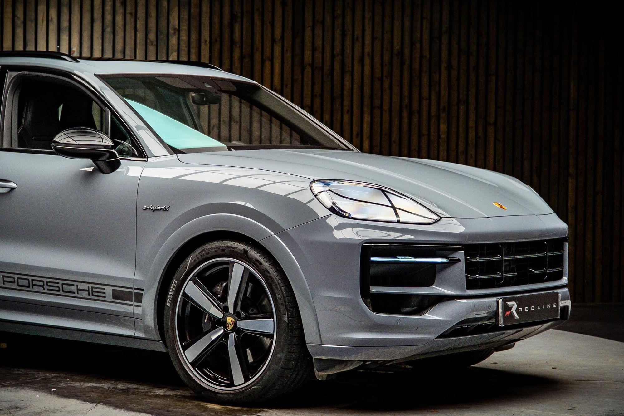 PORSCHE CAYENNE ESTATE E-Hybrid 5dr Tiptronic S for sale UK - Slide 10