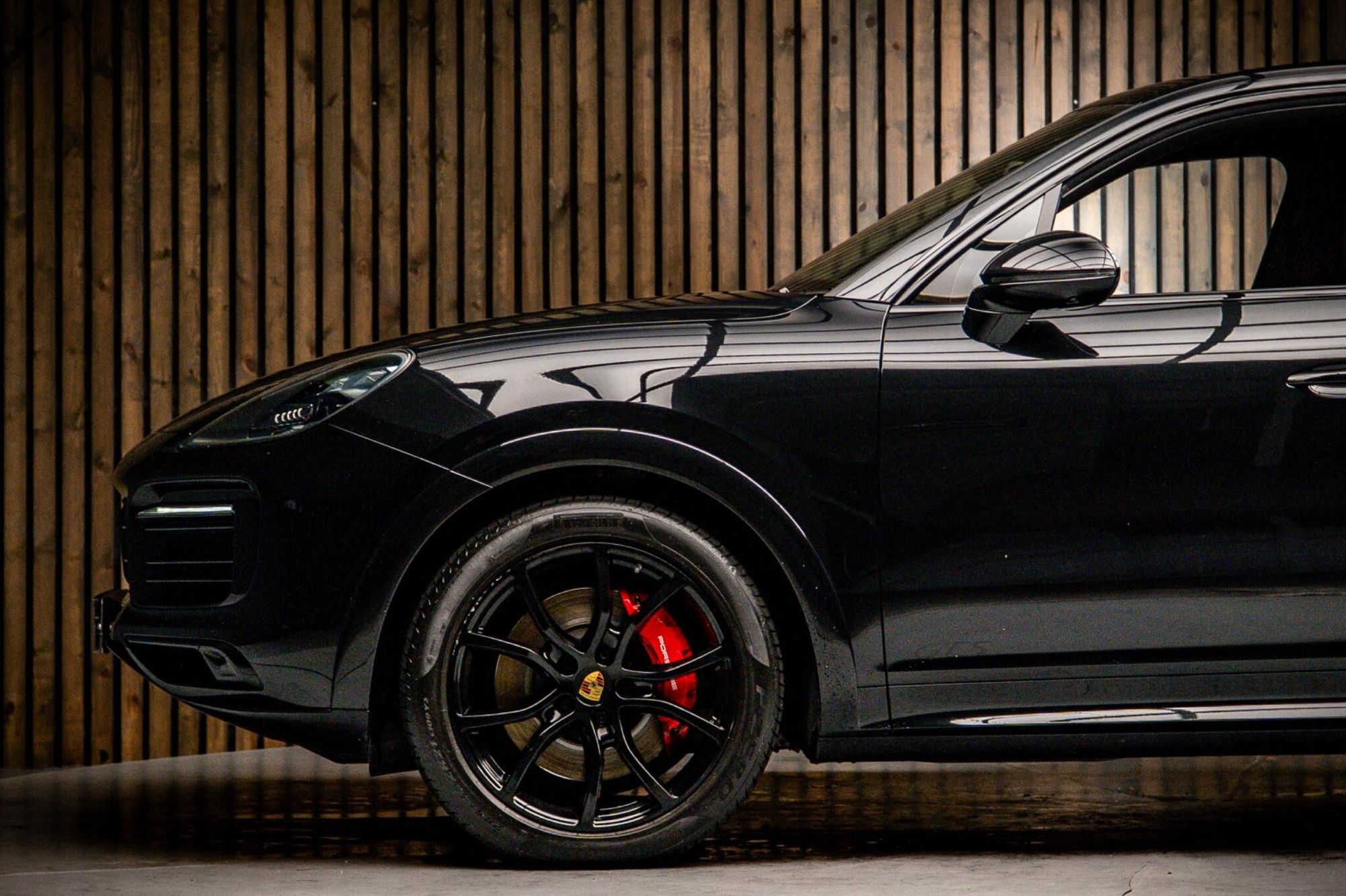 PORSCHE CAYENNE ESTATE GTS 5dr Tiptronic S for sale UK - Slide 9