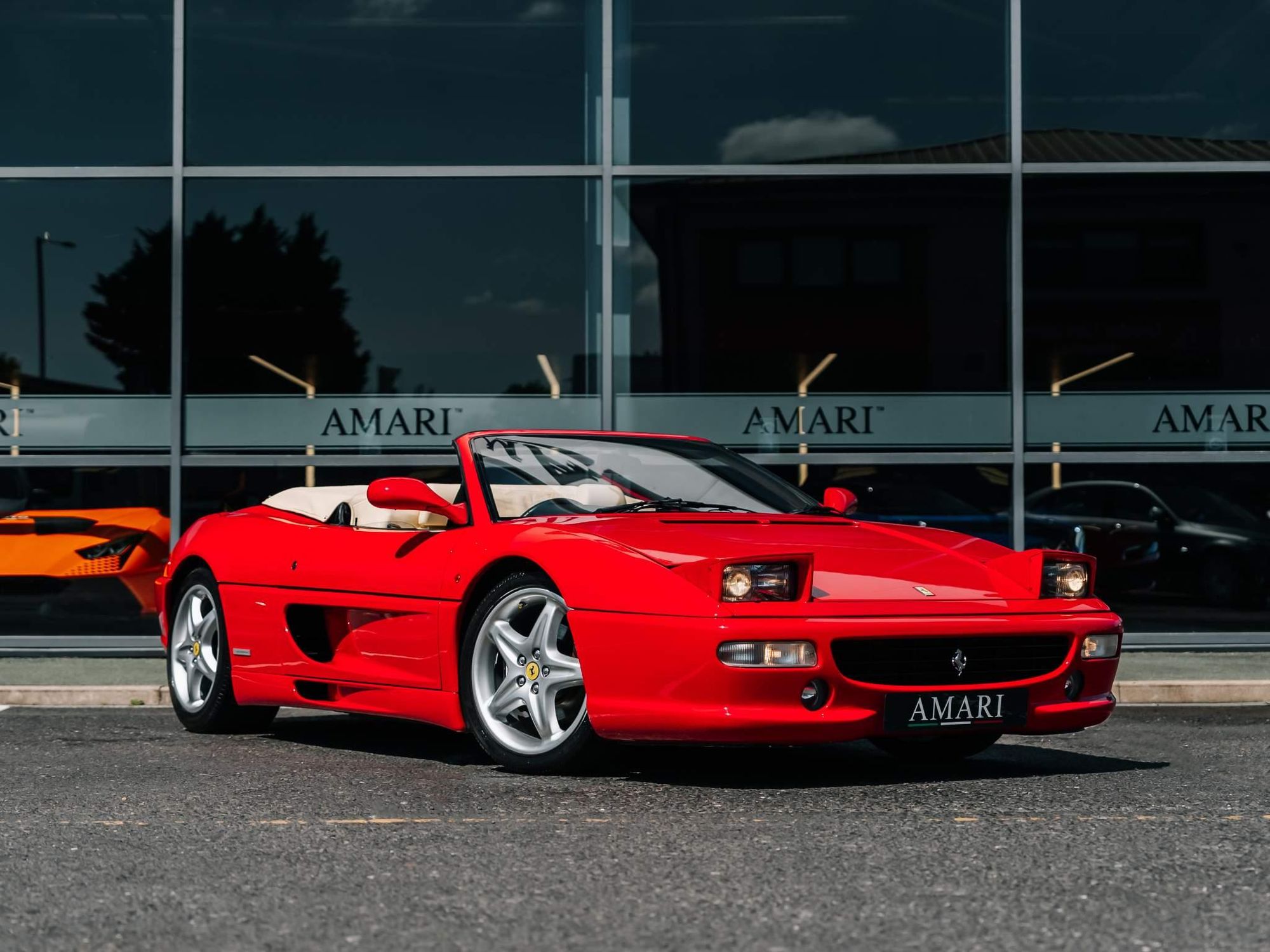 FERRARI F355 CONVERTIBLE Spider 2dr for sale UK - Slide 2