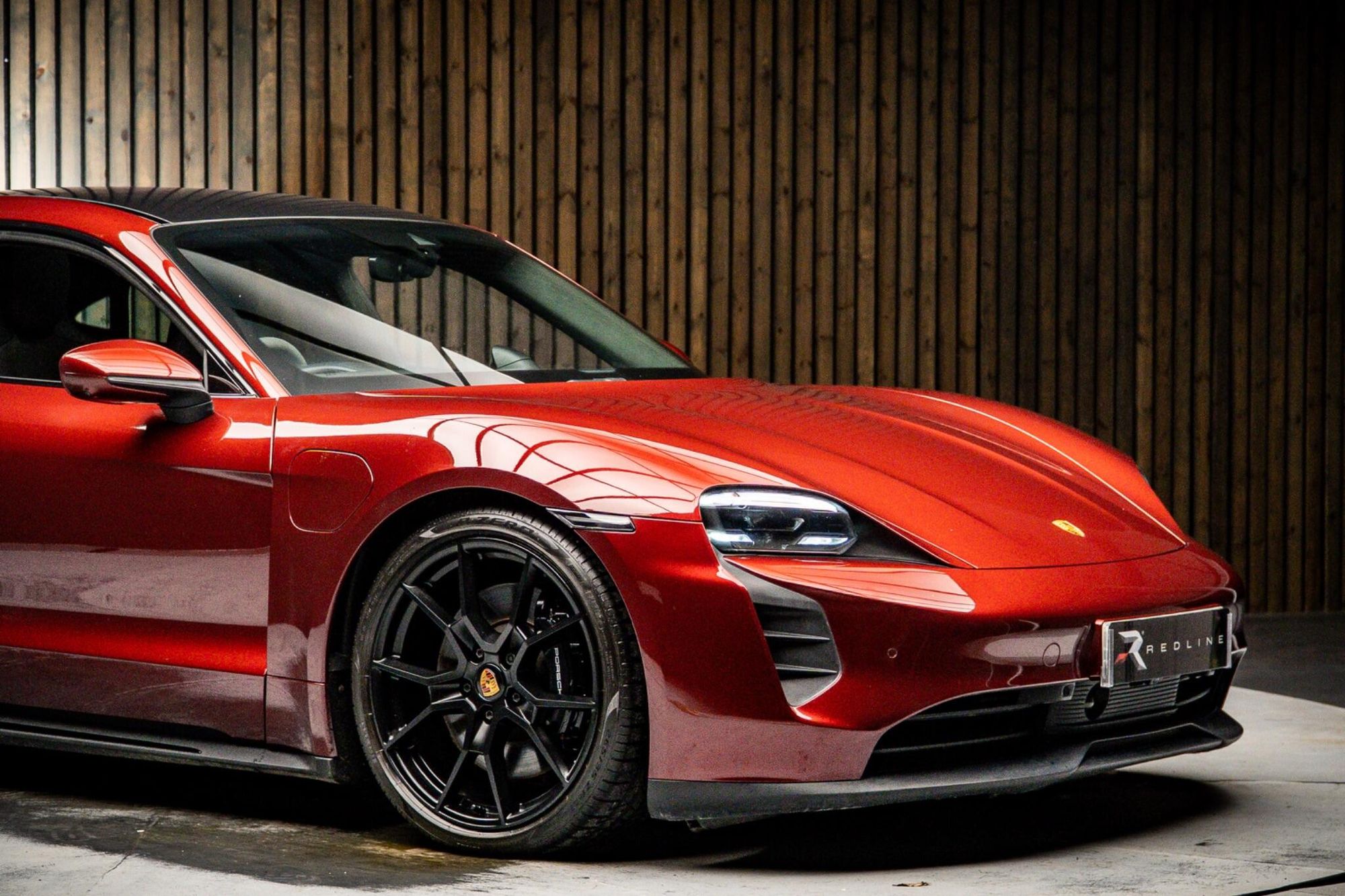 PORSCHE TAYCAN SALOON 440kW GTS 93kWh 4dr Auto for sale UK - Slide 10