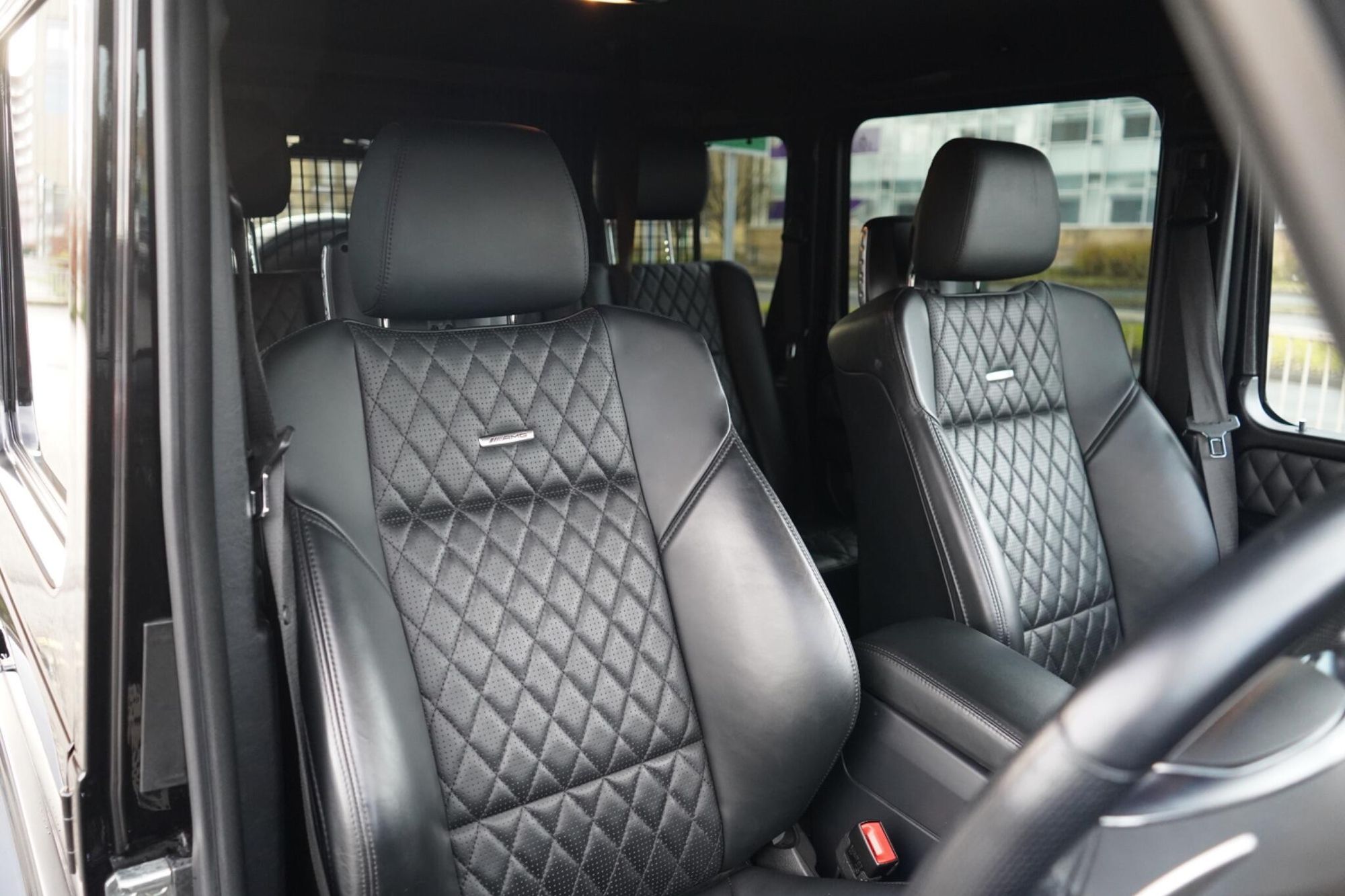 MERCEDES-BENZ G CLASS AMG STATION WAGON G63 [571] 5dr Tip Auto for sale UK - Slide 3