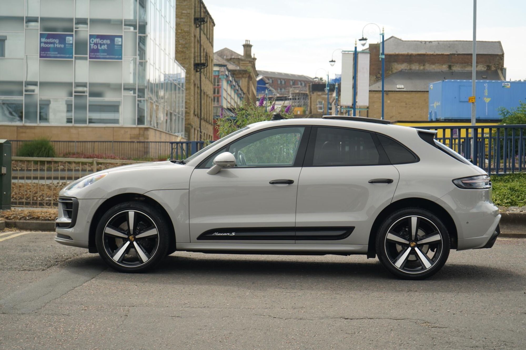 PORSCHE MACAN ESTATE S 5dr PDK for sale UK - Slide 8