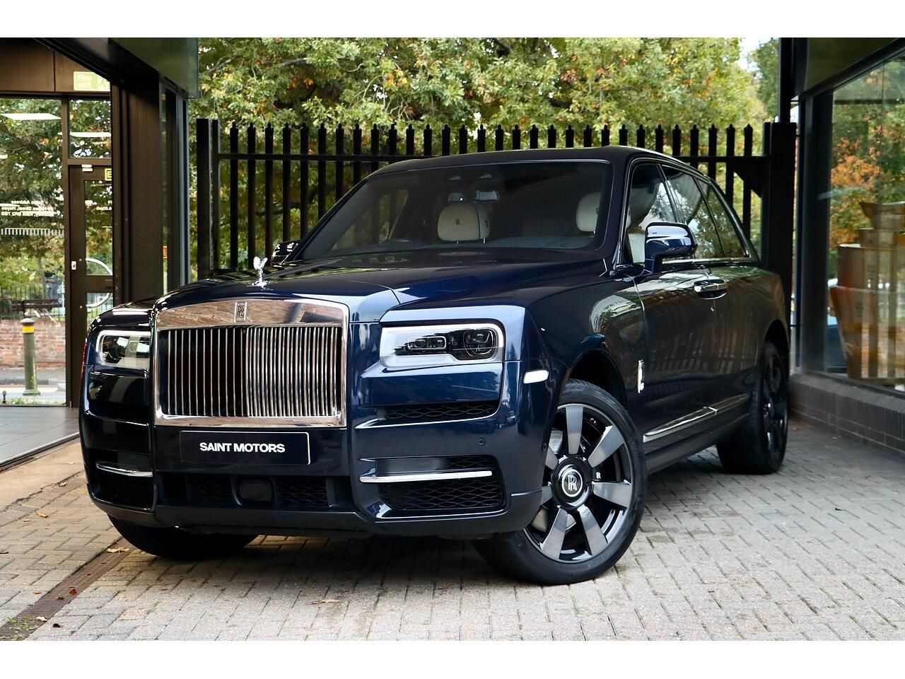 ROLLS-ROYCE CULLINAN ESTATE 5dr Auto for sale UK - Slide 3