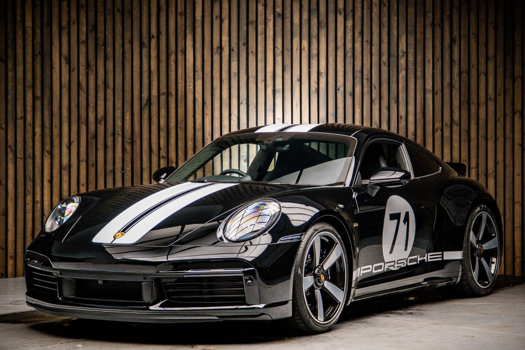 PORSCHE 911 [992] TURBO COUPE SPECIAL EDITIONS Sport Classic 2dr for sale UK - Slide 8