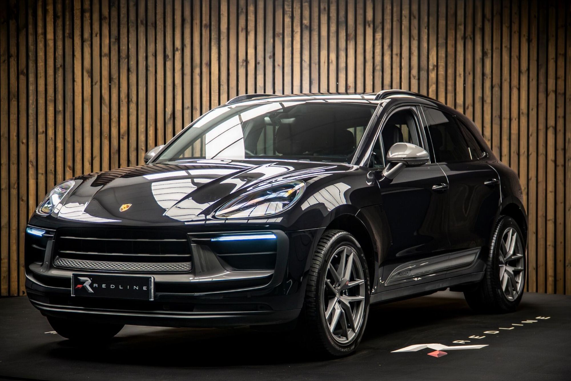 PORSCHE MACAN ESTATE T 5dr PDK for sale UK - Slide 8