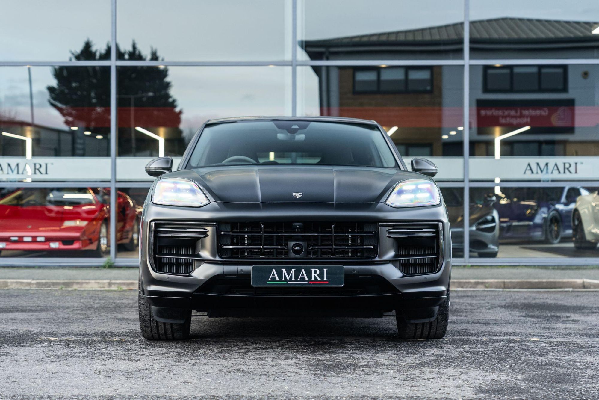 PORSCHE CAYENNE COUPE Turbo E-Hybrid 5dr Tiptronic S for sale UK - Slide 10