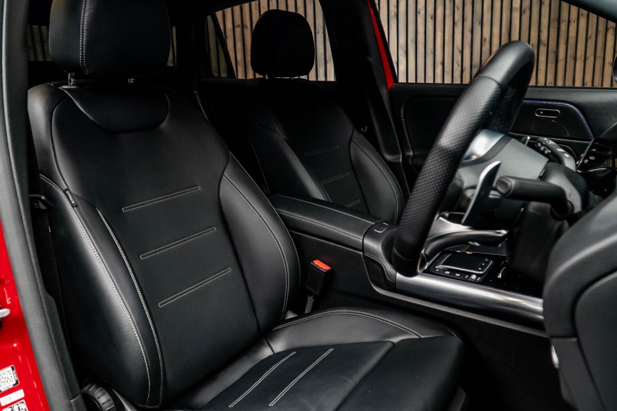 MERCEDES-BENZ GLA AMG HATCHBACK GLA 35 4Matic Premium 5dr Auto for sale UK - Slide 2