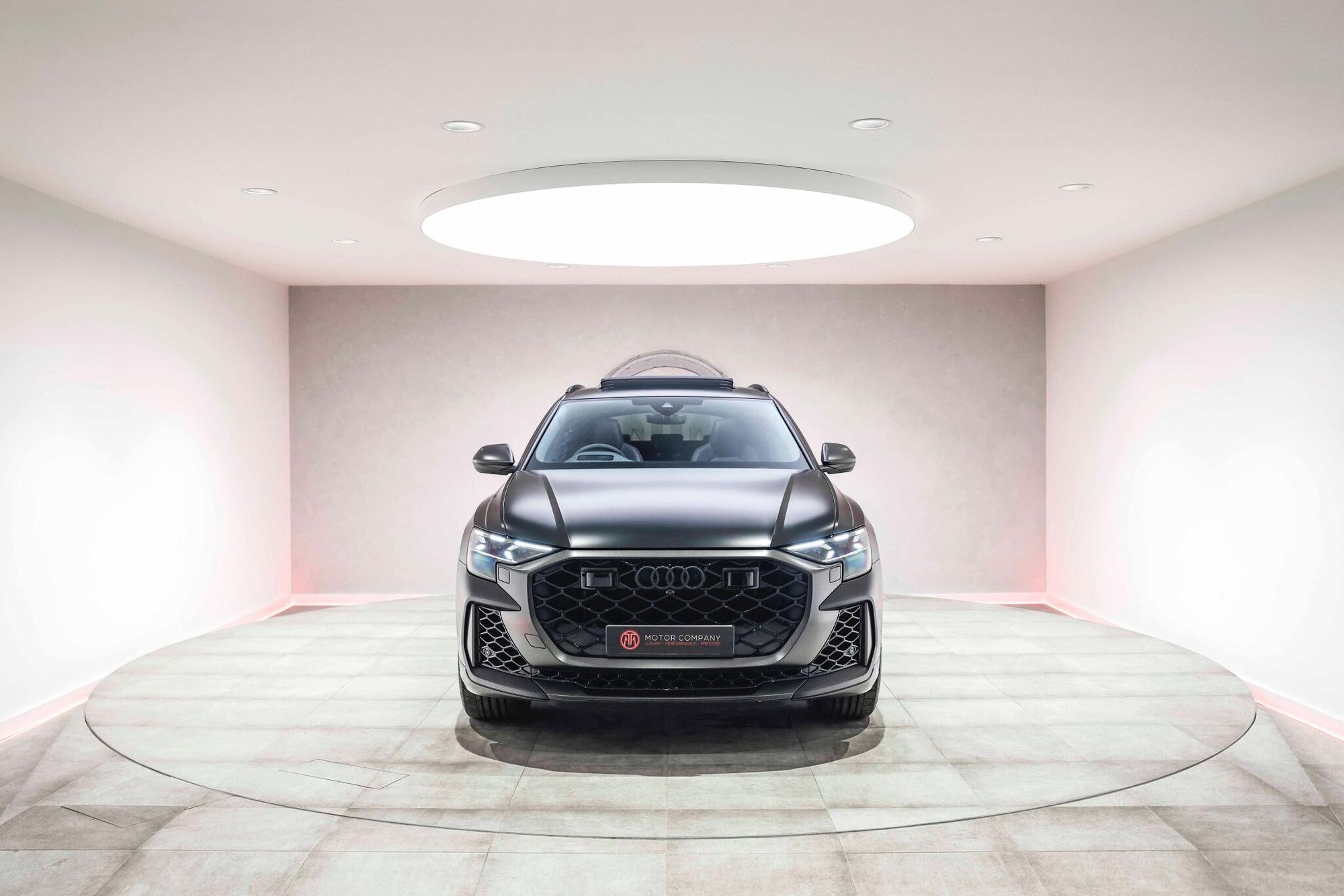 AUDI Q8 ESTATE SQ8 TFSI Quattro Vorsprung 5dr Tiptronic for sale UK - Slide 6