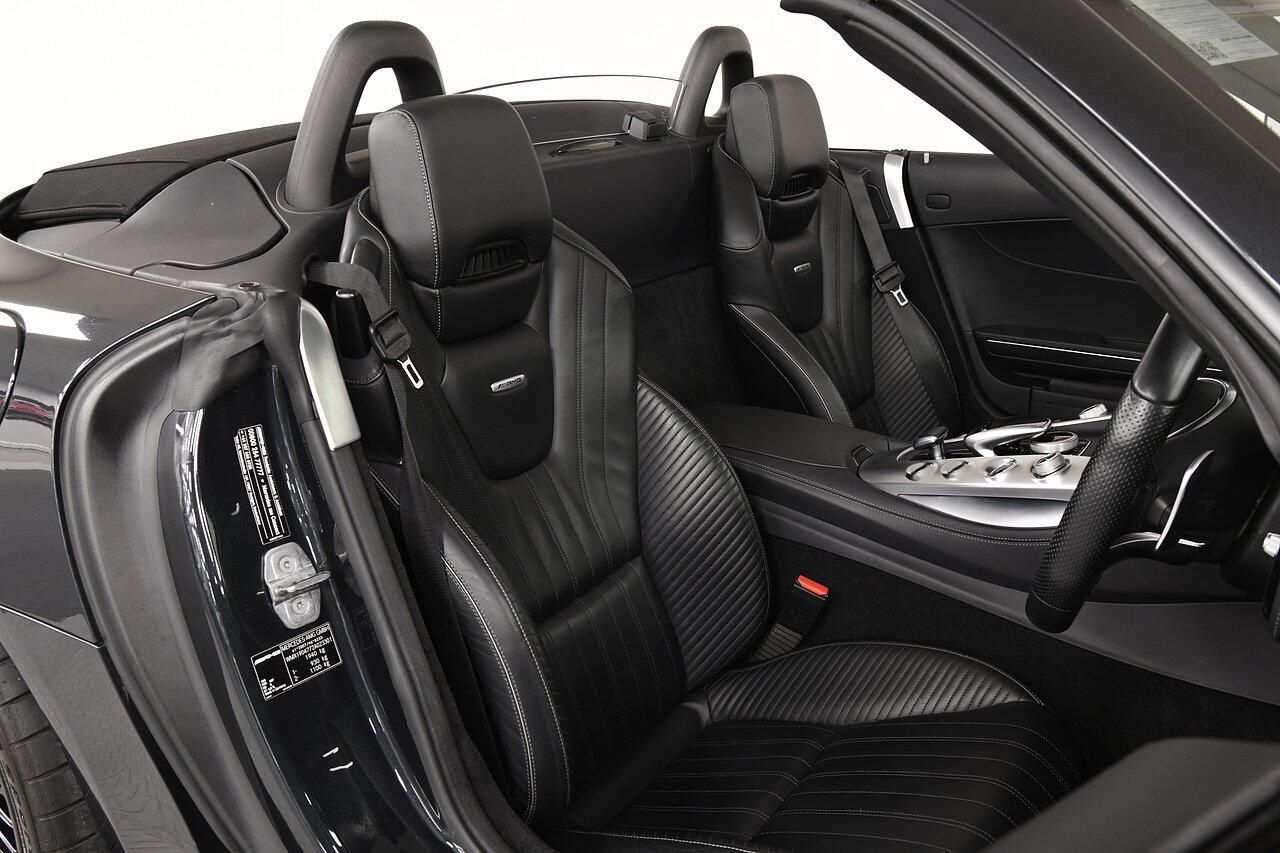MERCEDES-BENZ AMG GT ROADSTER GT Premium 2dr Auto for sale UK - Slide 8