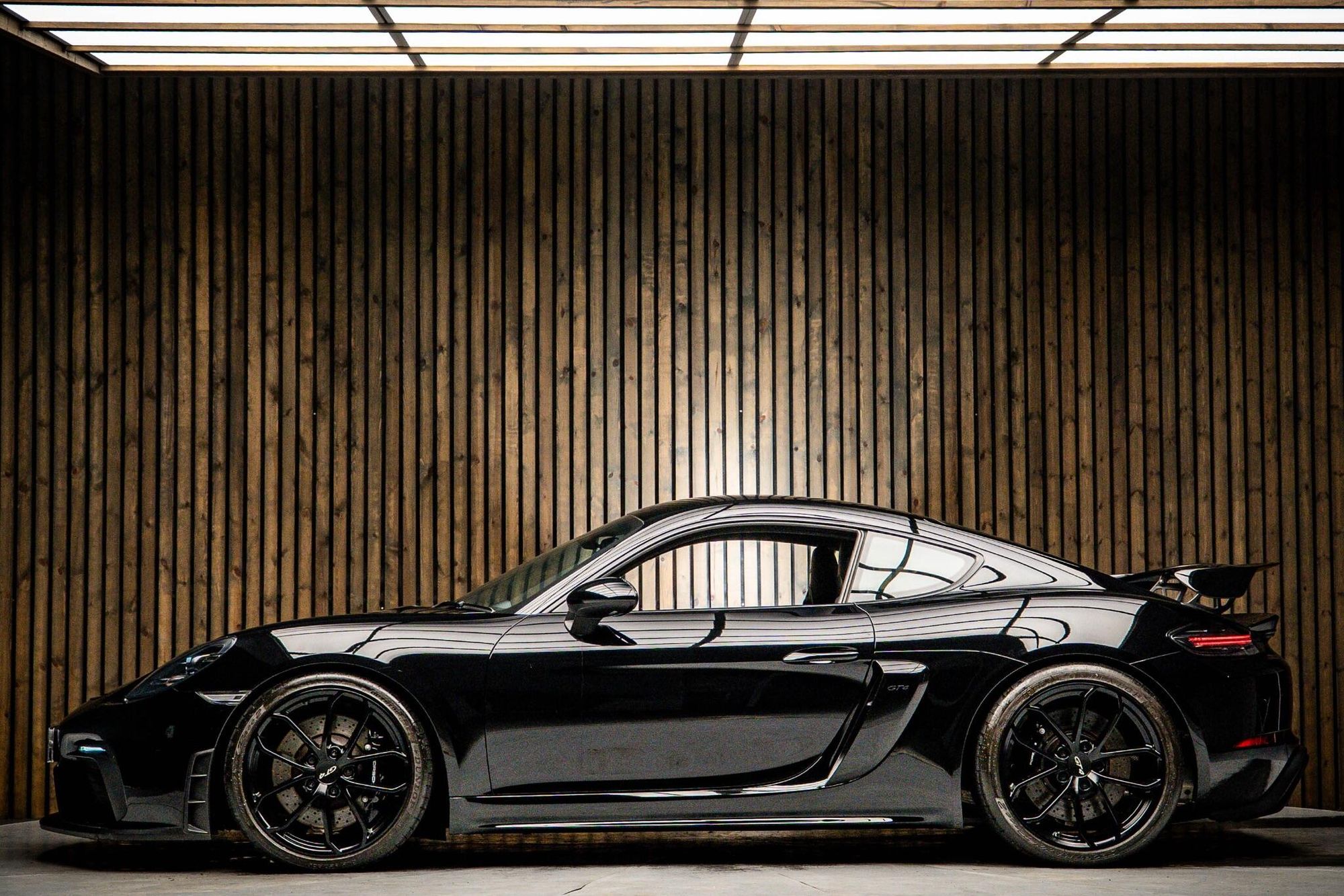 PORSCHE CAYMAN 718 COUPE 4.0 GT4 2dr PDK for sale UK - Slide 7