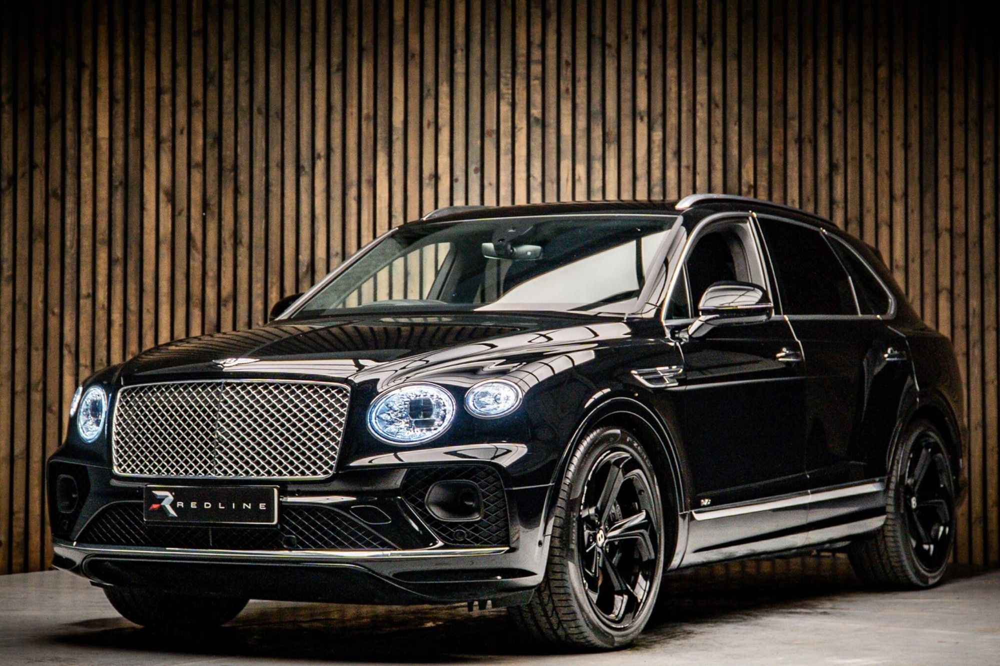 BENTLEY BENTAYGA ESTATE 4.0 V8 5dr Auto for sale UK - Slide 8