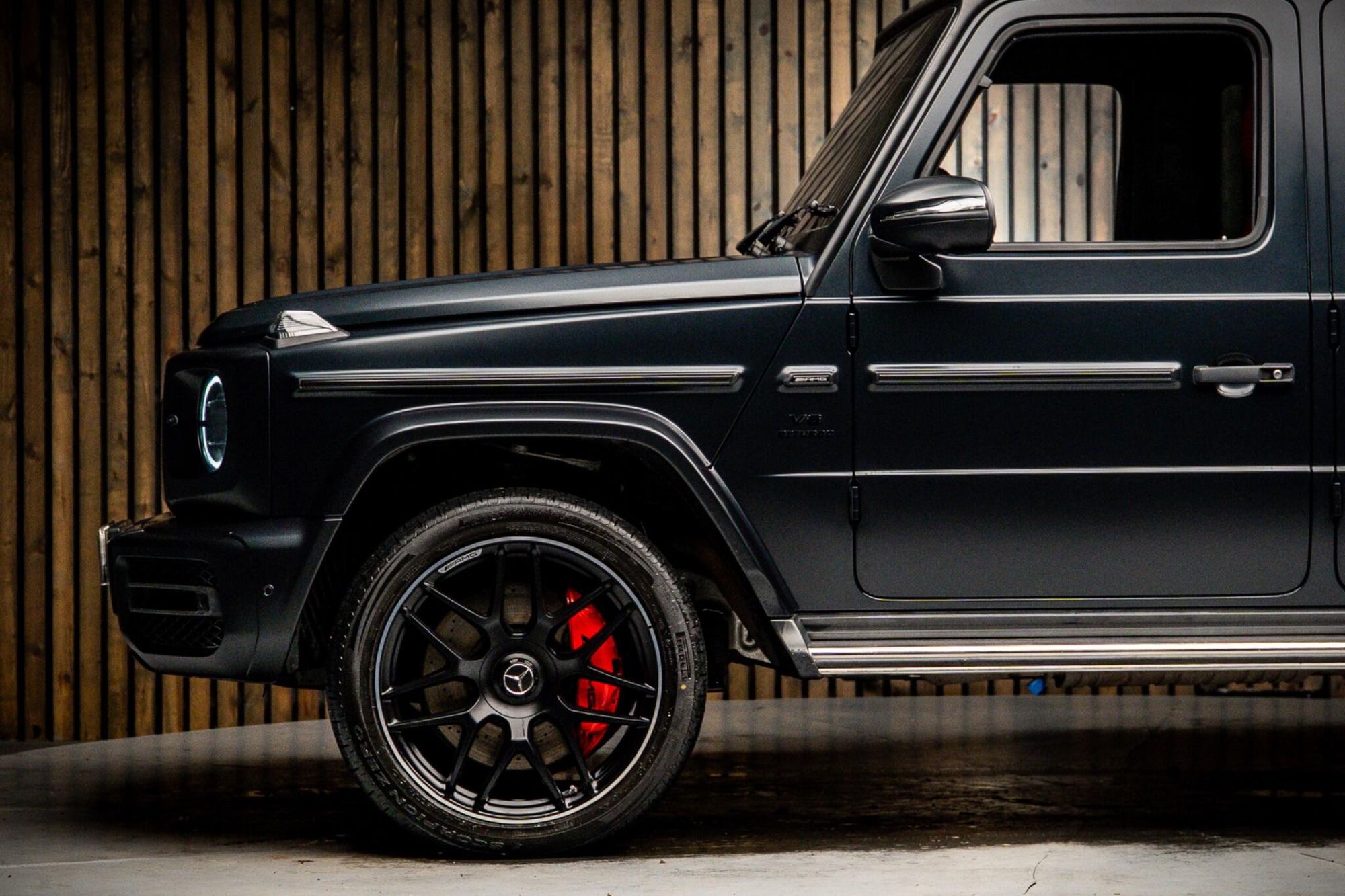 MERCEDES-BENZ G CLASS AMG STATION WAGON SPECIAL EDITIONS G63 Magno Edition 5dr 9G-Tronic for sale UK - Slide 9