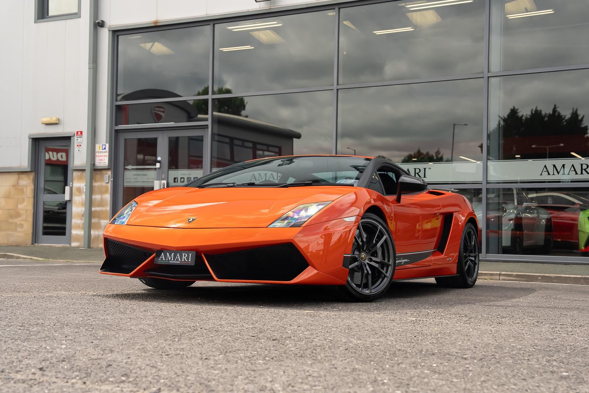 LAMBORGHINI GALLARDO COUPE LP 570-4 Superleggera 2dr E Gear for sale UK - Slide 3