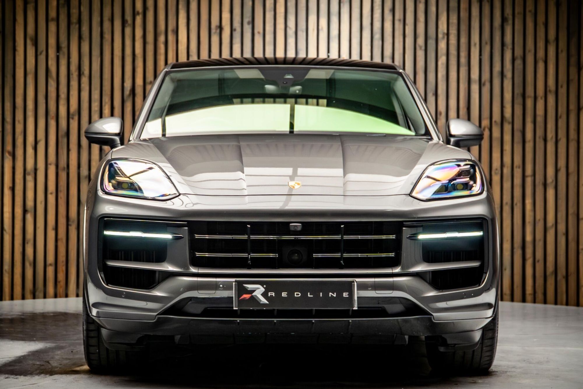Porsche Cayenne Coupe 3.0 V6 Black Edition 353 Tiptronic S 5 Door Auto for sale UK - Slide 5