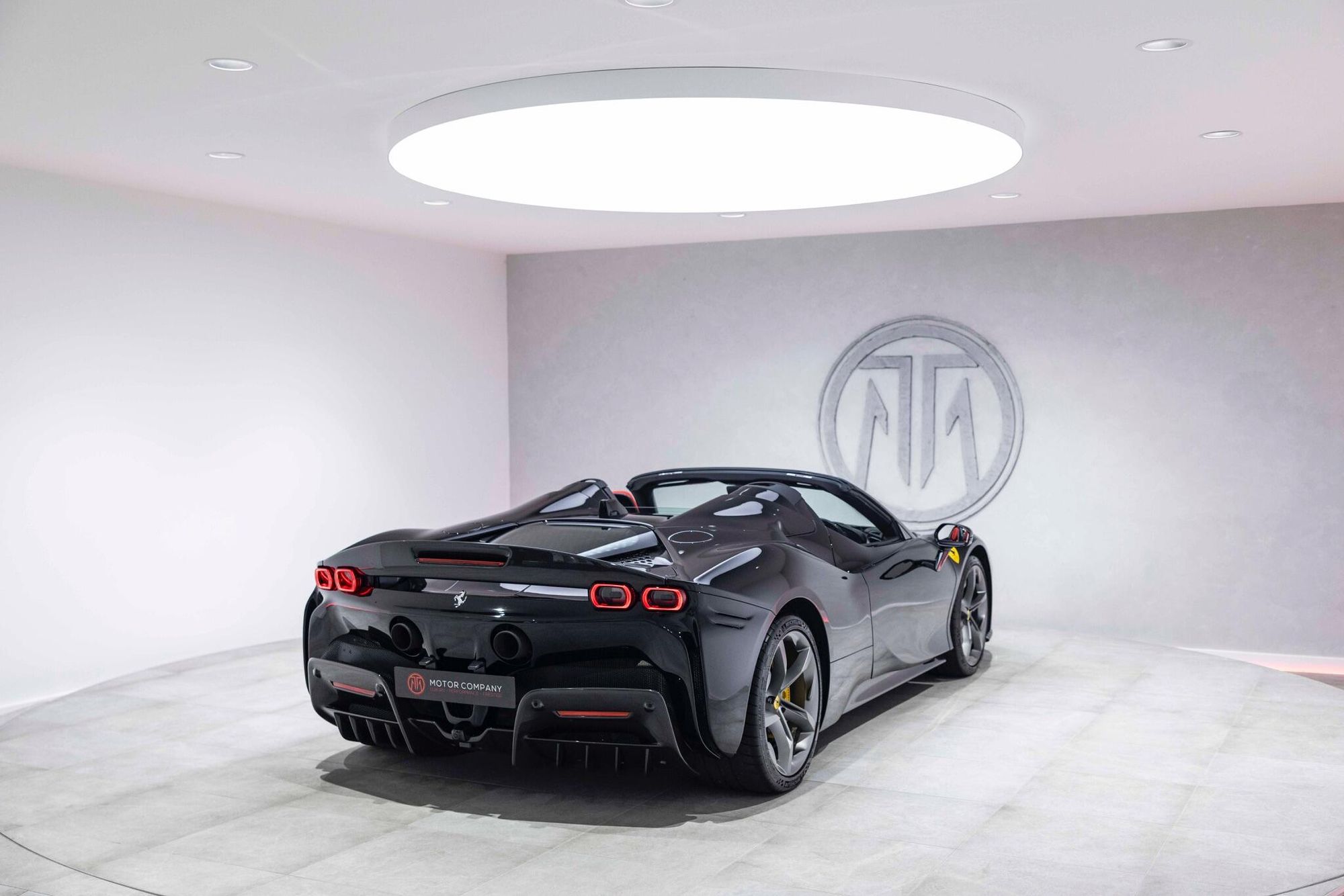 FERRARI SF90 SPIDER 2dr Auto for sale UK - Slide 8