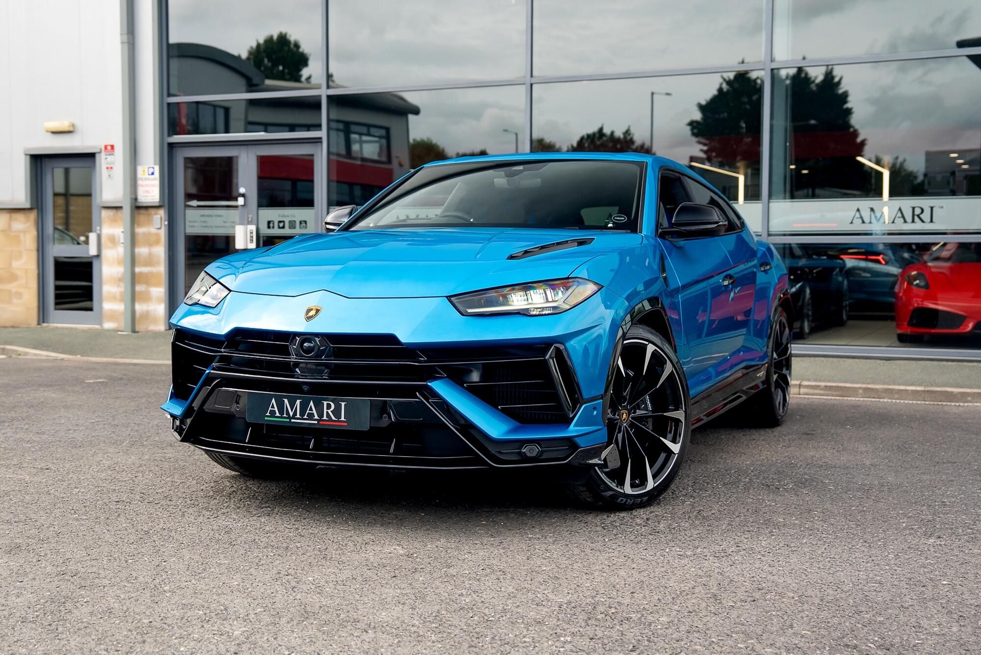 LAMBORGHINI URUS ESTATE 4.0T FSI V8 S 5dr Auto for sale UK - Slide 6