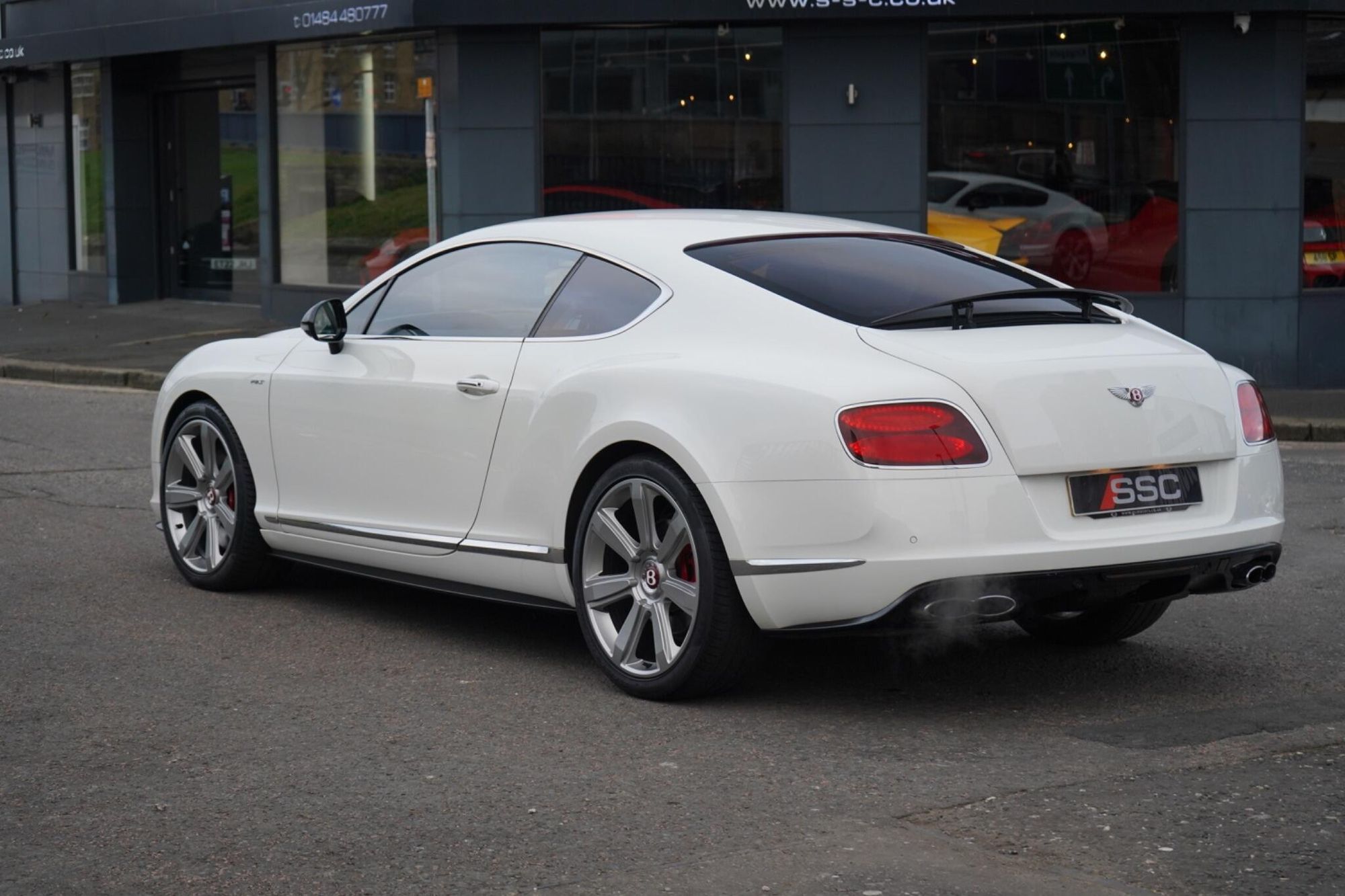 BENTLEY CONTINENTAL GT COUPE 4.0 V8 2dr Auto for sale UK - Slide 10