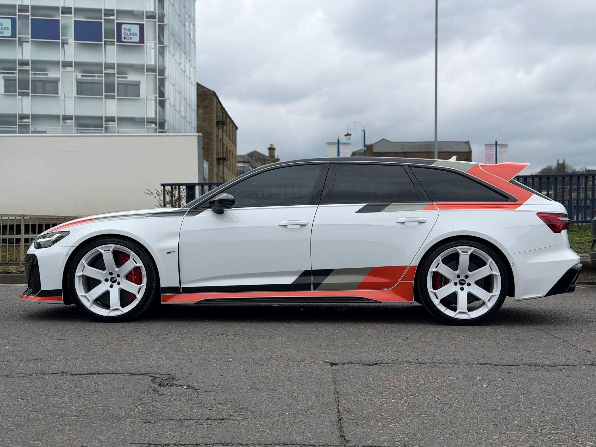 AUDI RS6 RS 6 AVANT SPECIAL EDITION RS 6 TFSI Quattro GT 5dr Tiptronic for sale UK - Slide 9