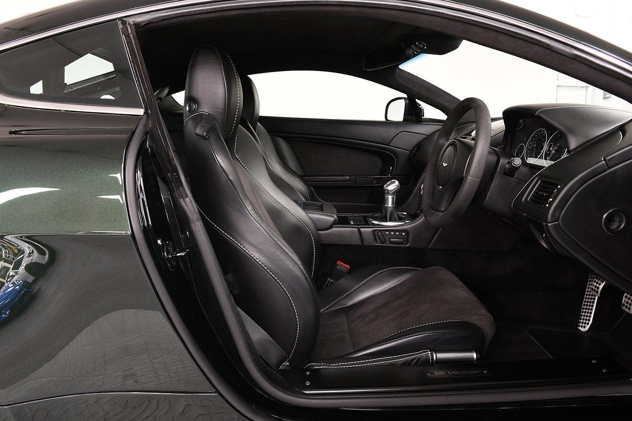 ASTON MARTIN VANTAGE V12 COUPE SPECIAL EDITIONS 2dr for sale UK - Slide 6