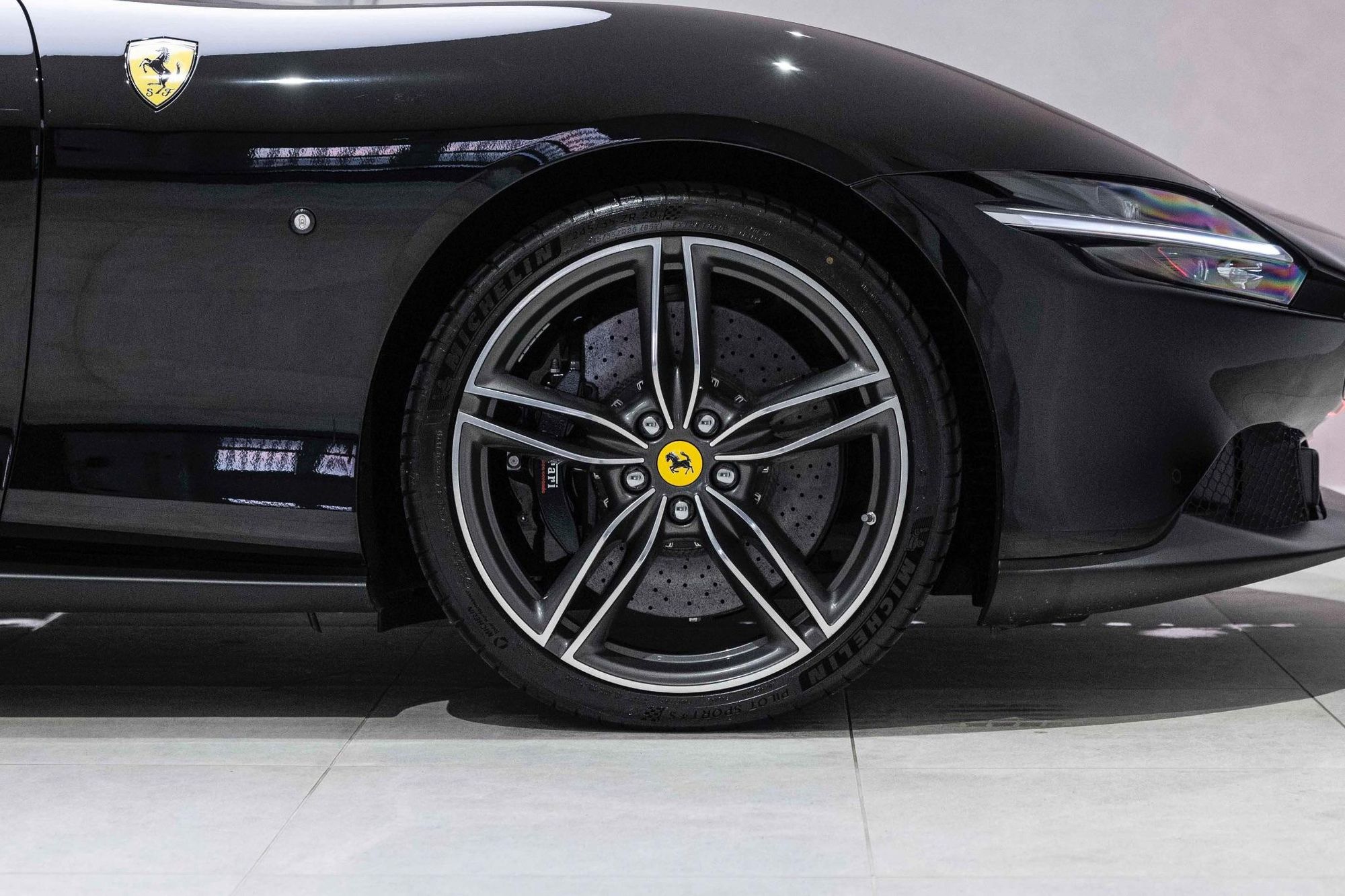 FERRARI ROMA SPIDER 2dr Auto for sale UK - Slide 4