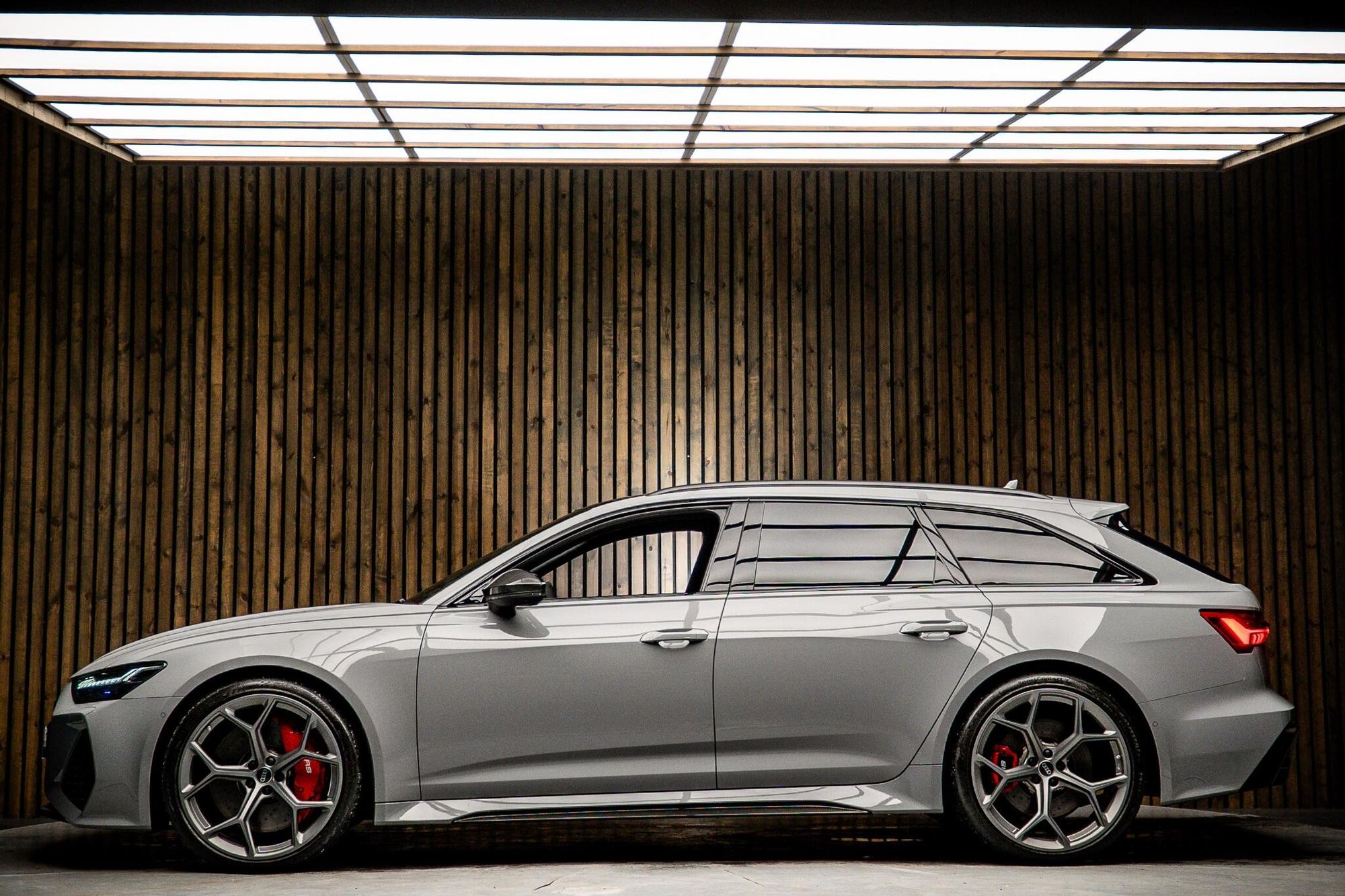 AUDI RS6 RS 6 AVANT RS 6 TFSI Quattro Performance 5dr Tiptronic for sale UK - Slide 7