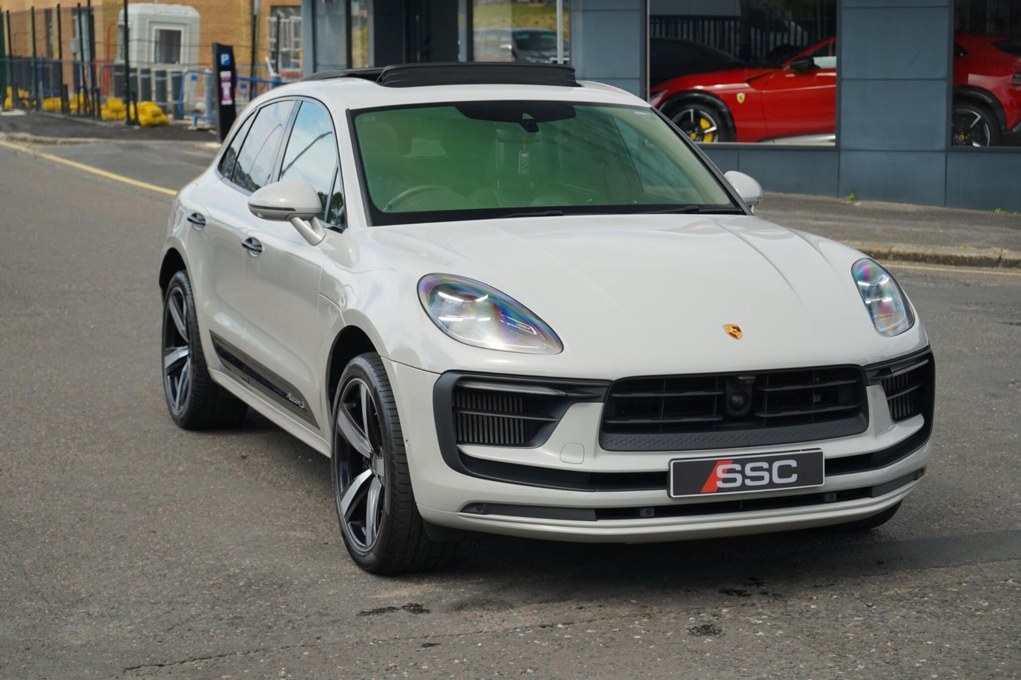 PORSCHE MACAN ESTATE S 5dr PDK for sale UK - Slide 5