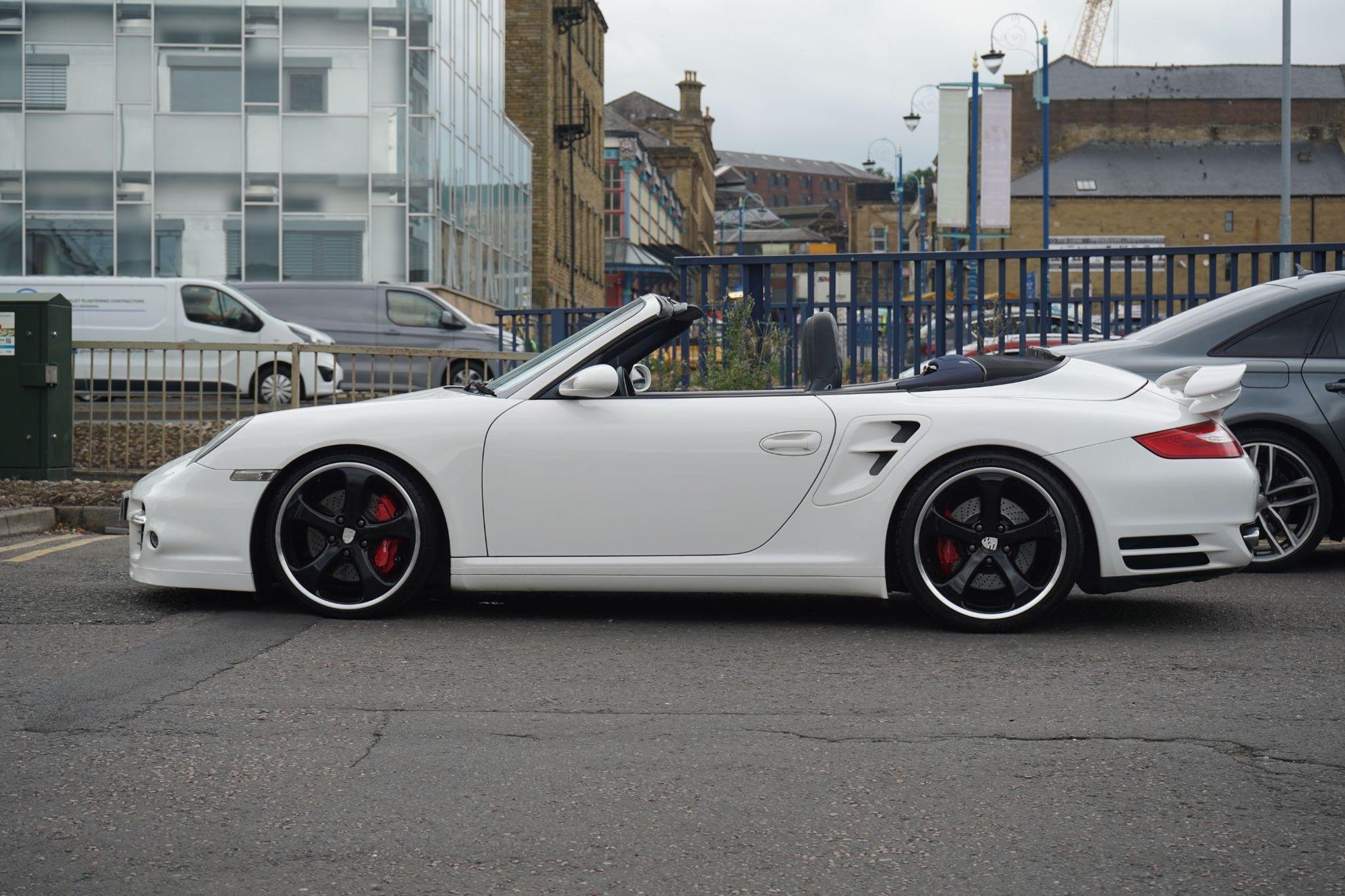 PORSCHE 911 [997] TURBO CABRIOLET 2dr for sale UK - Slide 9