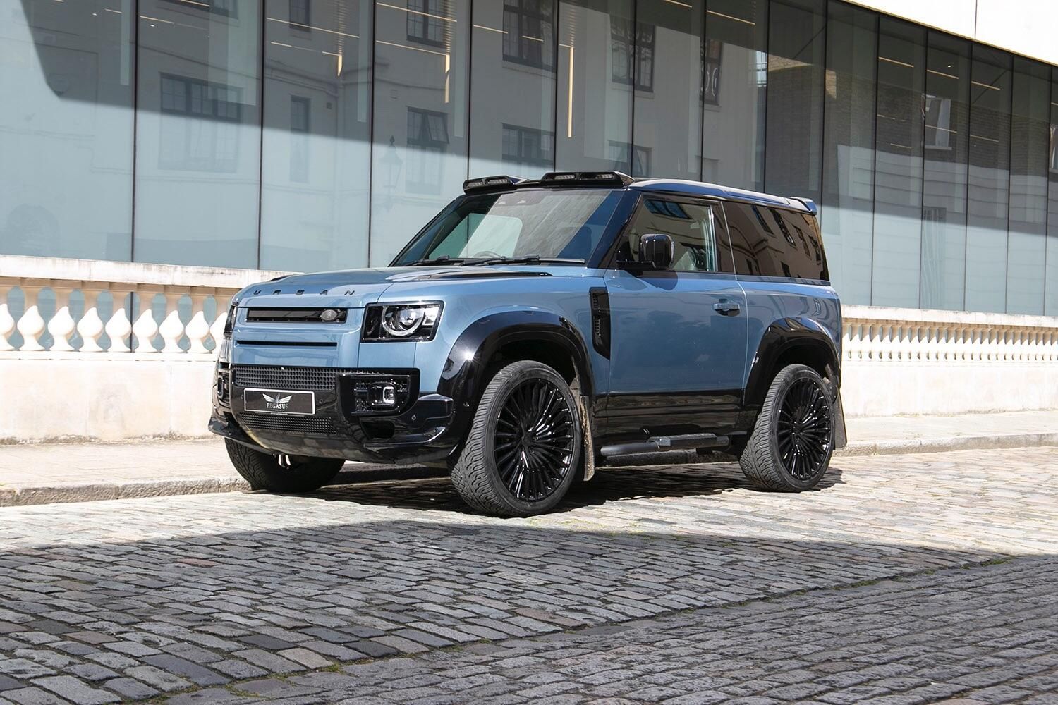 LAND ROVER DEFENDER DIESEL ESTATE 3.0 D250 X-Dynamic HSE 90 3dr Auto for sale UK