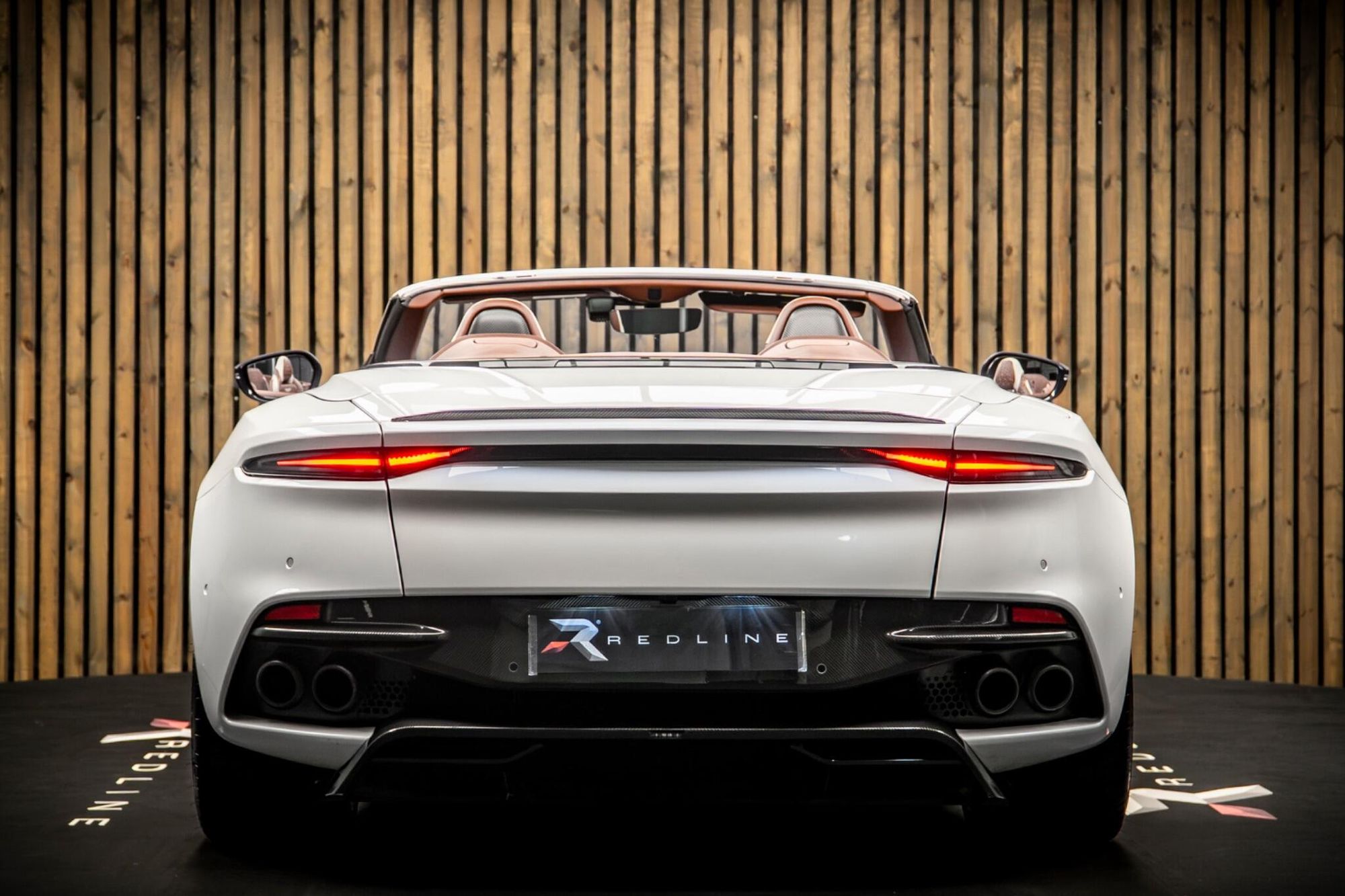 ASTON MARTIN DBS CONVERTIBLE V12 Superleggera 2dr Volante Touchtronic Auto for sale UK - Slide 6