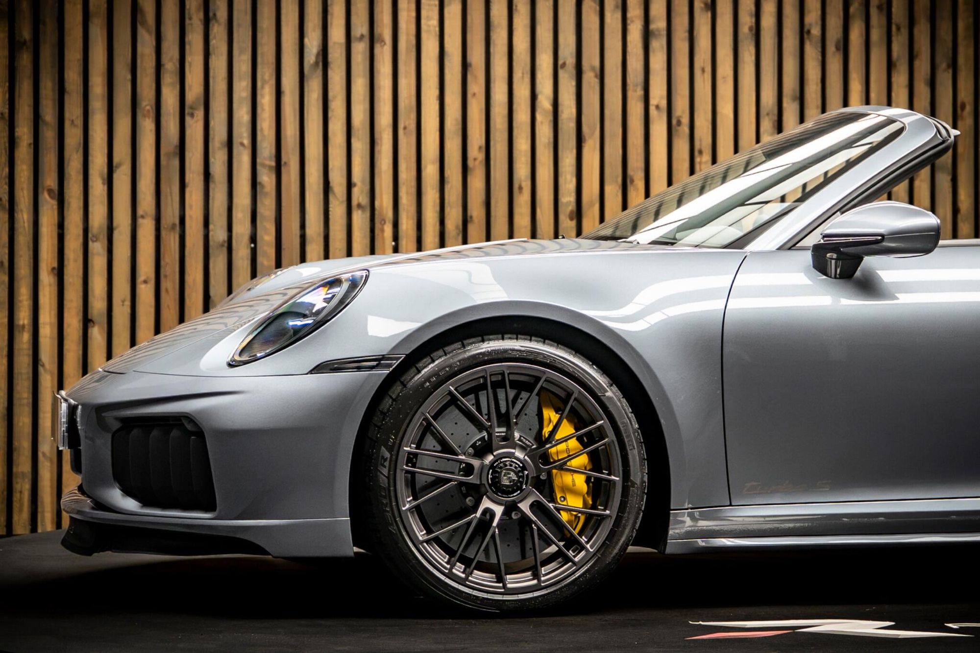PORSCHE 911 [992] TURBO S CABRIOLET 2dr PDK for sale UK - Slide 9