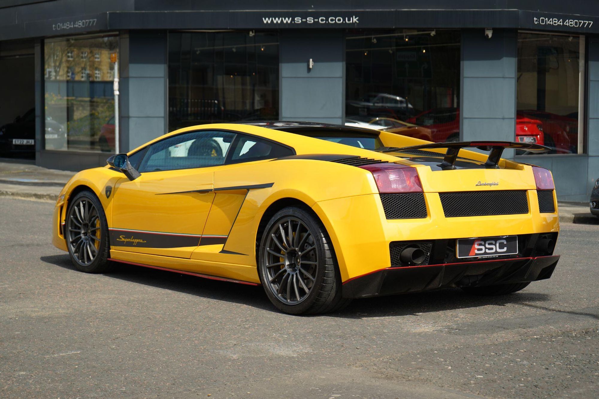 LAMBORGHINI GALLARDO COUPE LP 570-4 Superleggera 2dr E Gear for sale UK - Slide 8