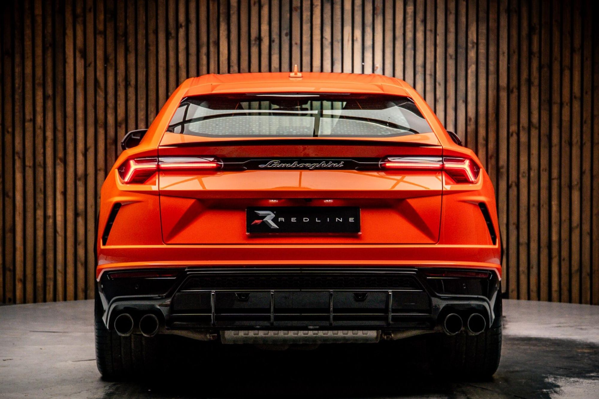 LAMBORGHINI URUS ESTATE 4.0T FSI V8 5dr Auto for sale UK - Slide 6