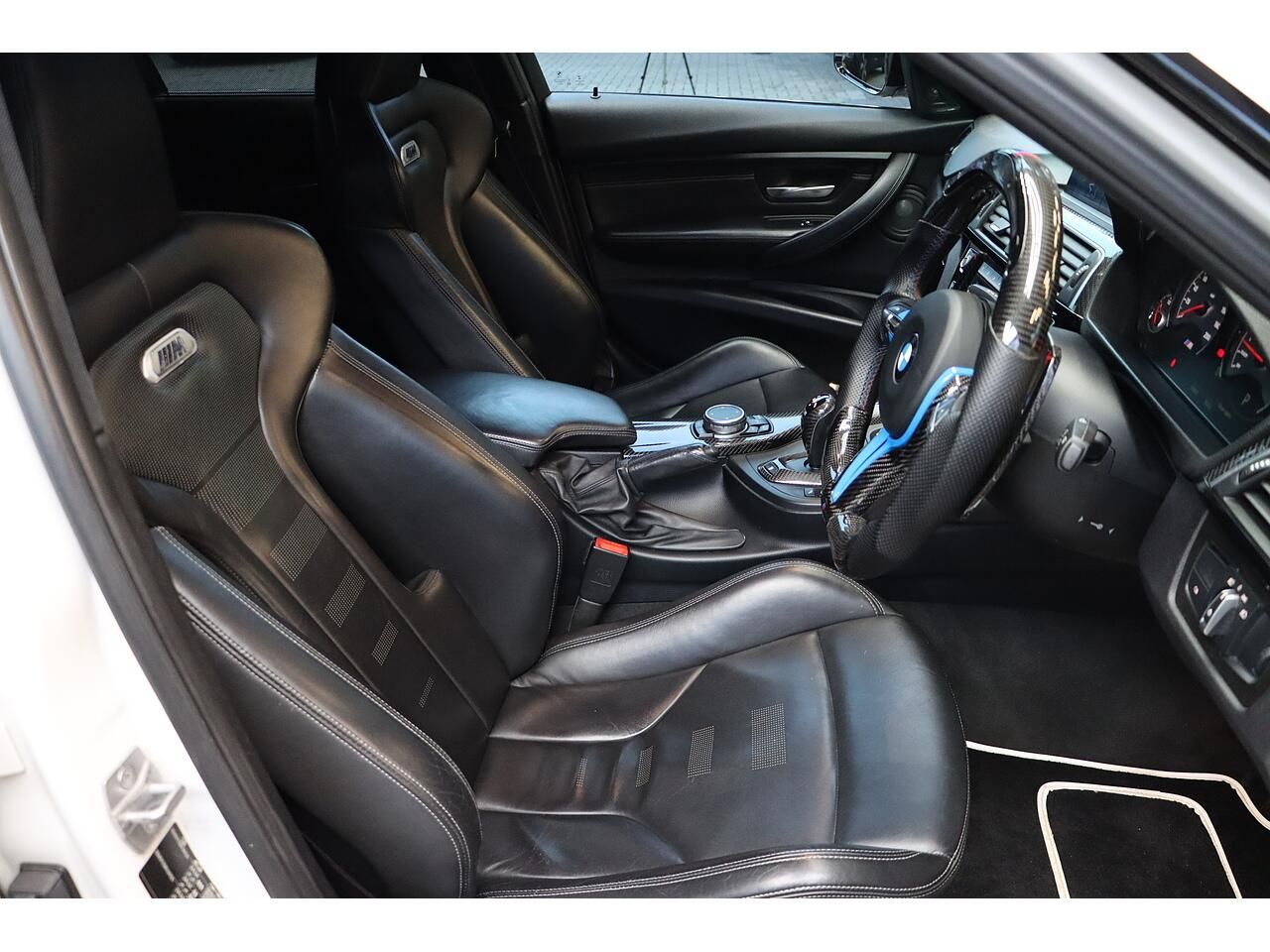 BMW M3 SALOON M3 4dr DCT [Competition Pack] for sale UK - Slide 7