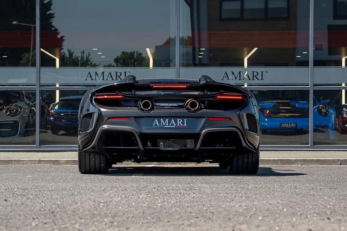 MCLAREN 675LT SPIDER SPECIAL EDITION V8 2dr SSG Auto for sale UK - Slide 8