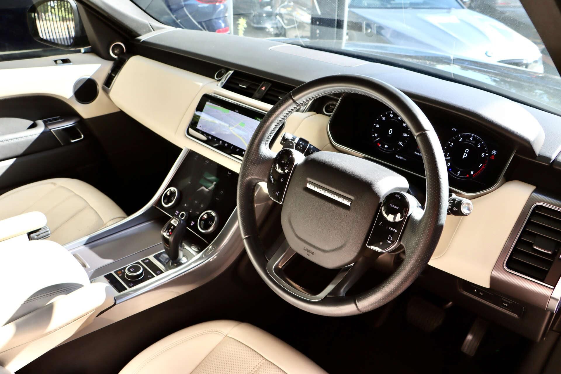 LAND ROVER RANGE ROVER SPORT ESTATE 3.0 P400 HSE 5dr Auto for sale UK - Slide 4