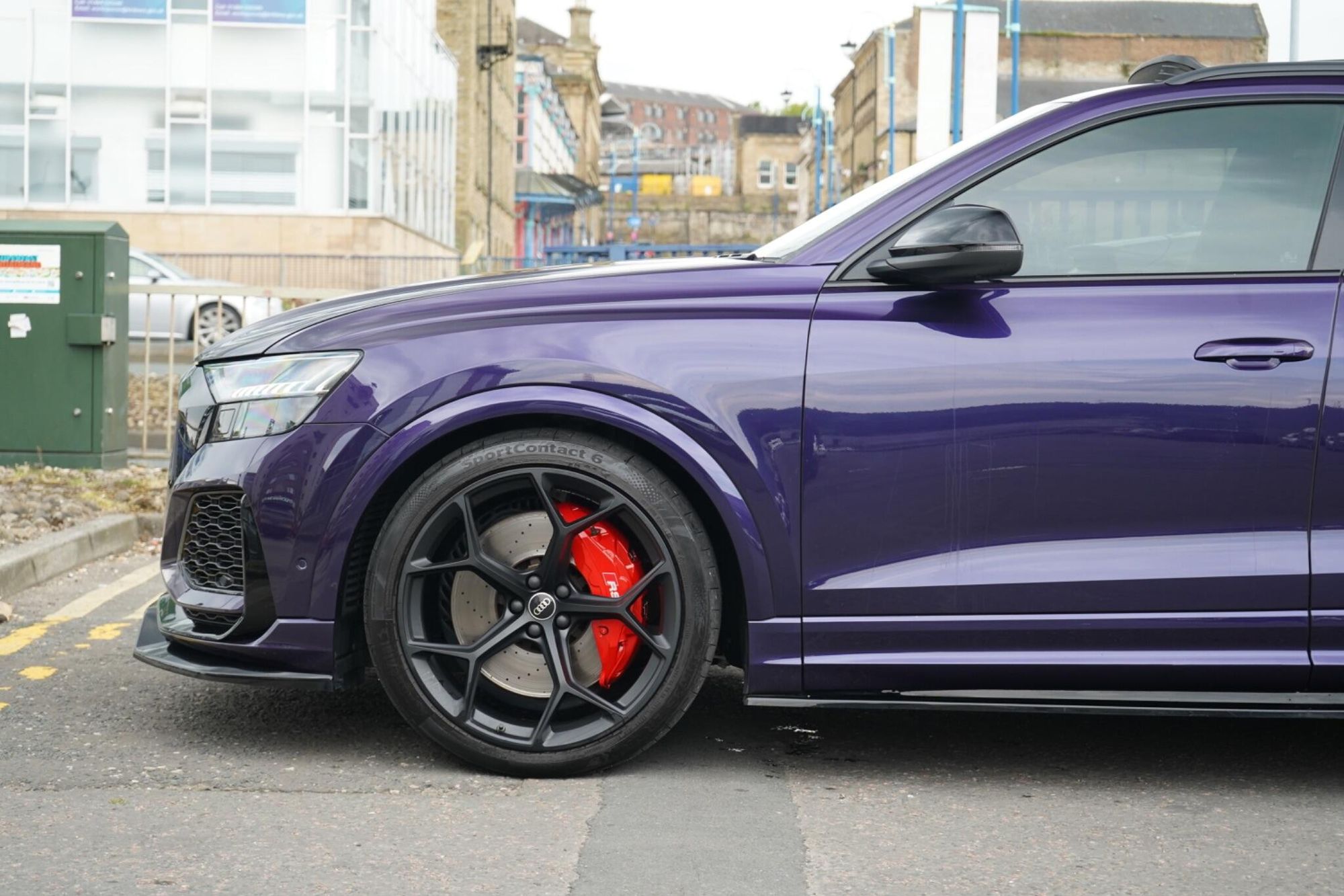 AUDI Q8 ESTATE SQ8 TFSI Quattro Vorsprung 5dr Tiptronic for sale UK - Slide 9