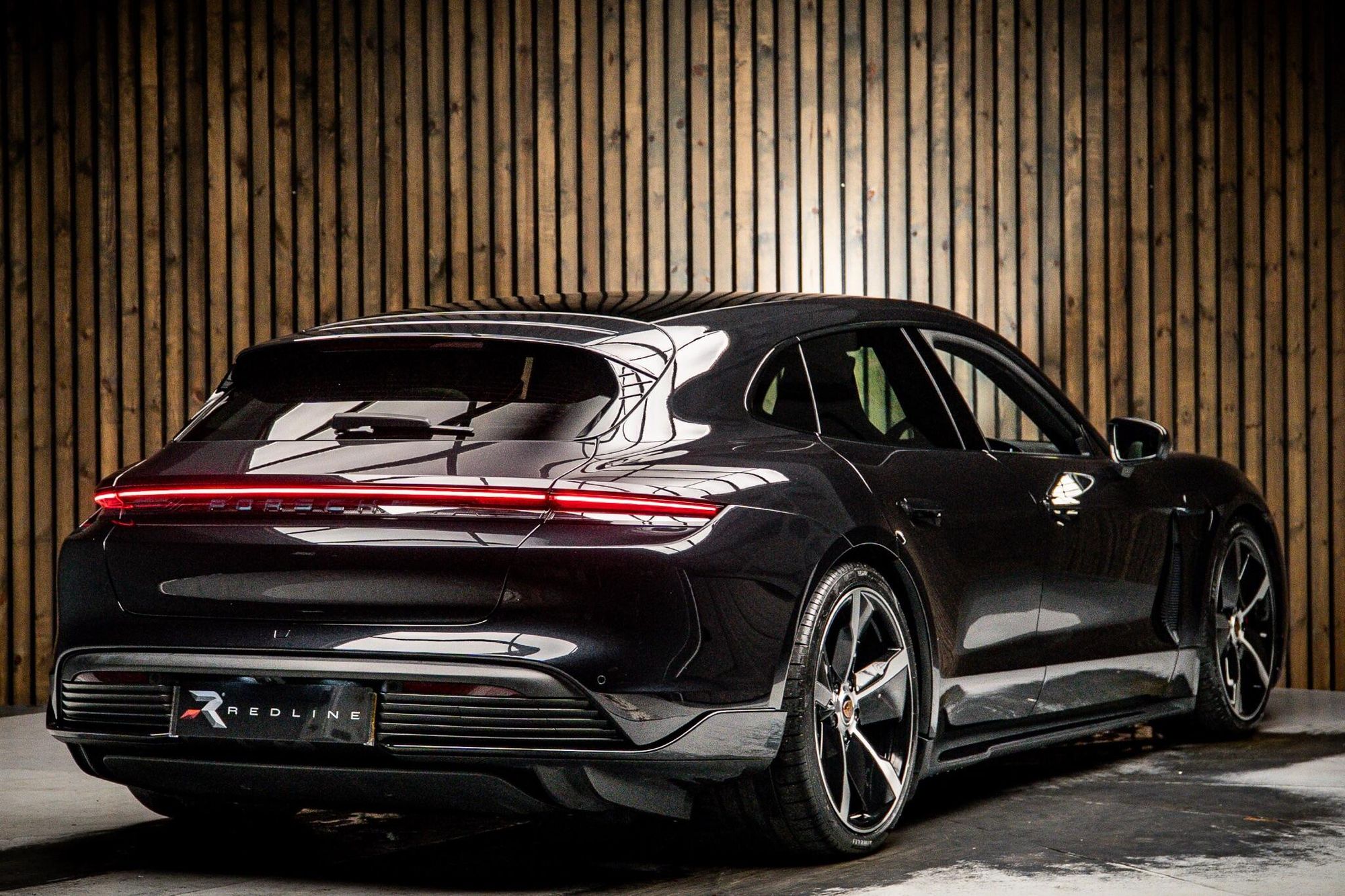 PORSCHE TAYCAN SPORT TURISMO 420kW 4S 93kWh 5dr Auto for sale UK - Slide 4