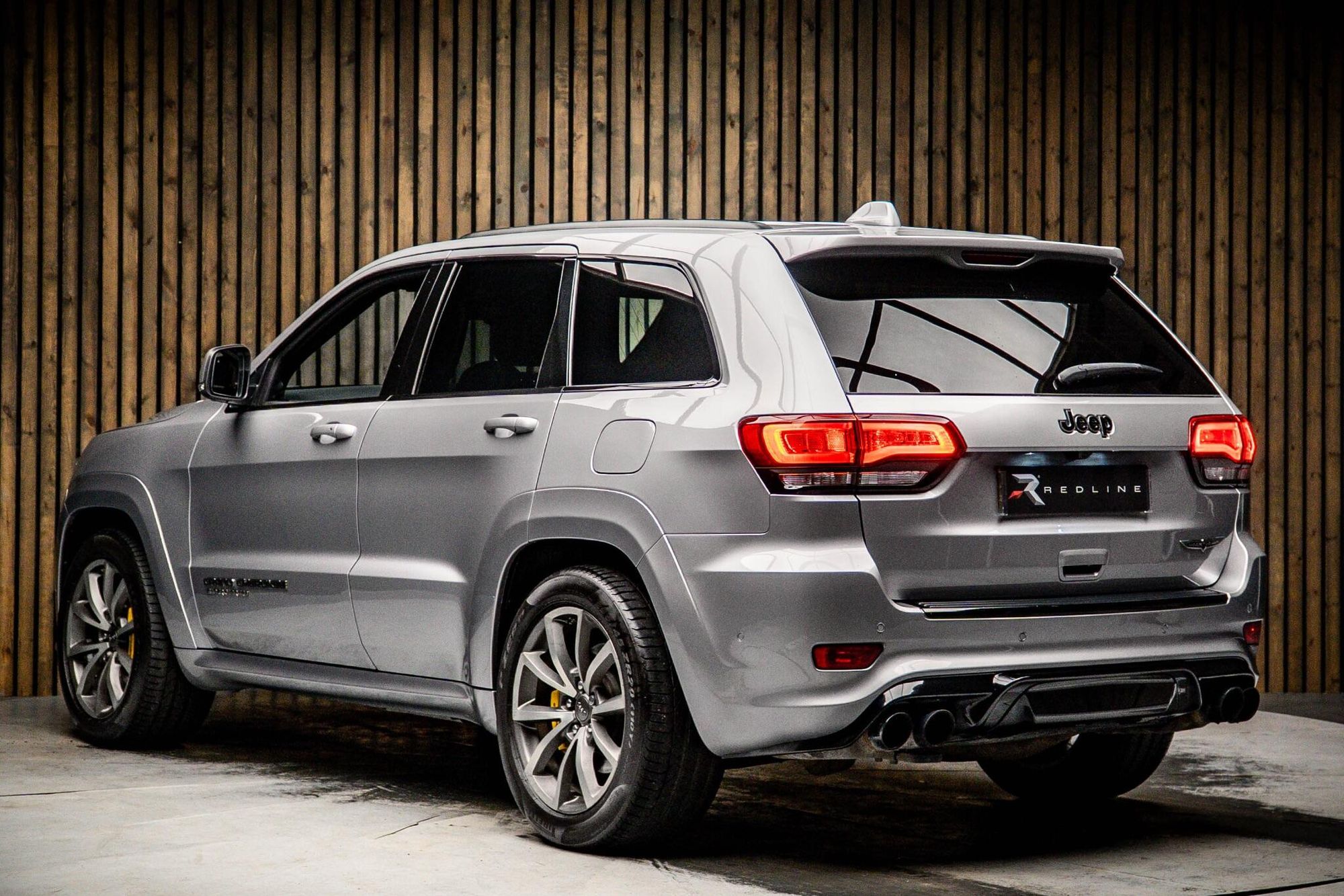 JEEP GRAND CHEROKEE SW SPECIAL EDITION 6.2 V8 HEMI Supercharged Trackhawk 5dr Auto for sale UK - Slide 3