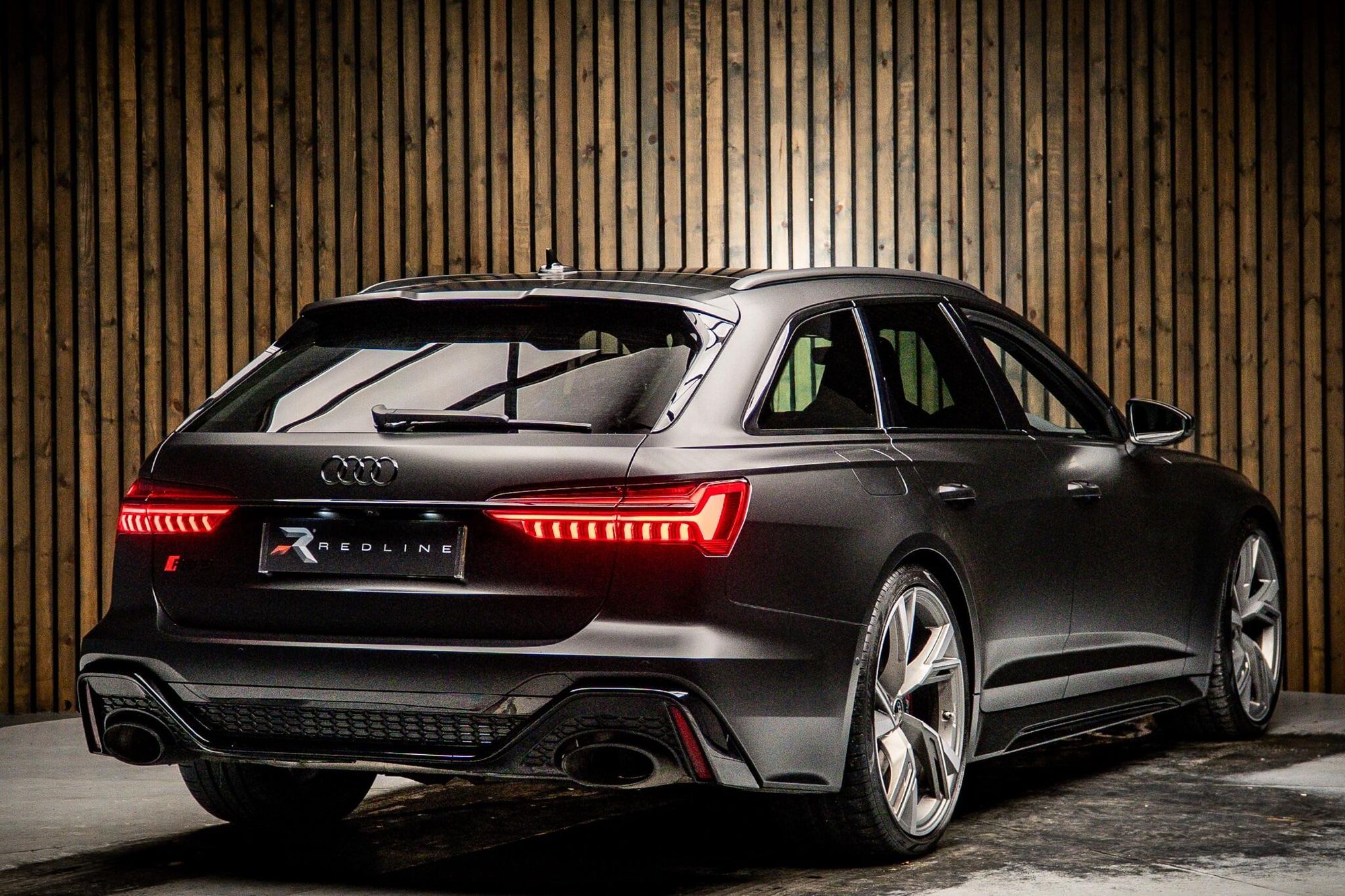 AUDI RS6 RS 6 AVANT RS 6 TFSI Quattro Vorsprung 5dr Tiptronic for sale UK - Slide 4