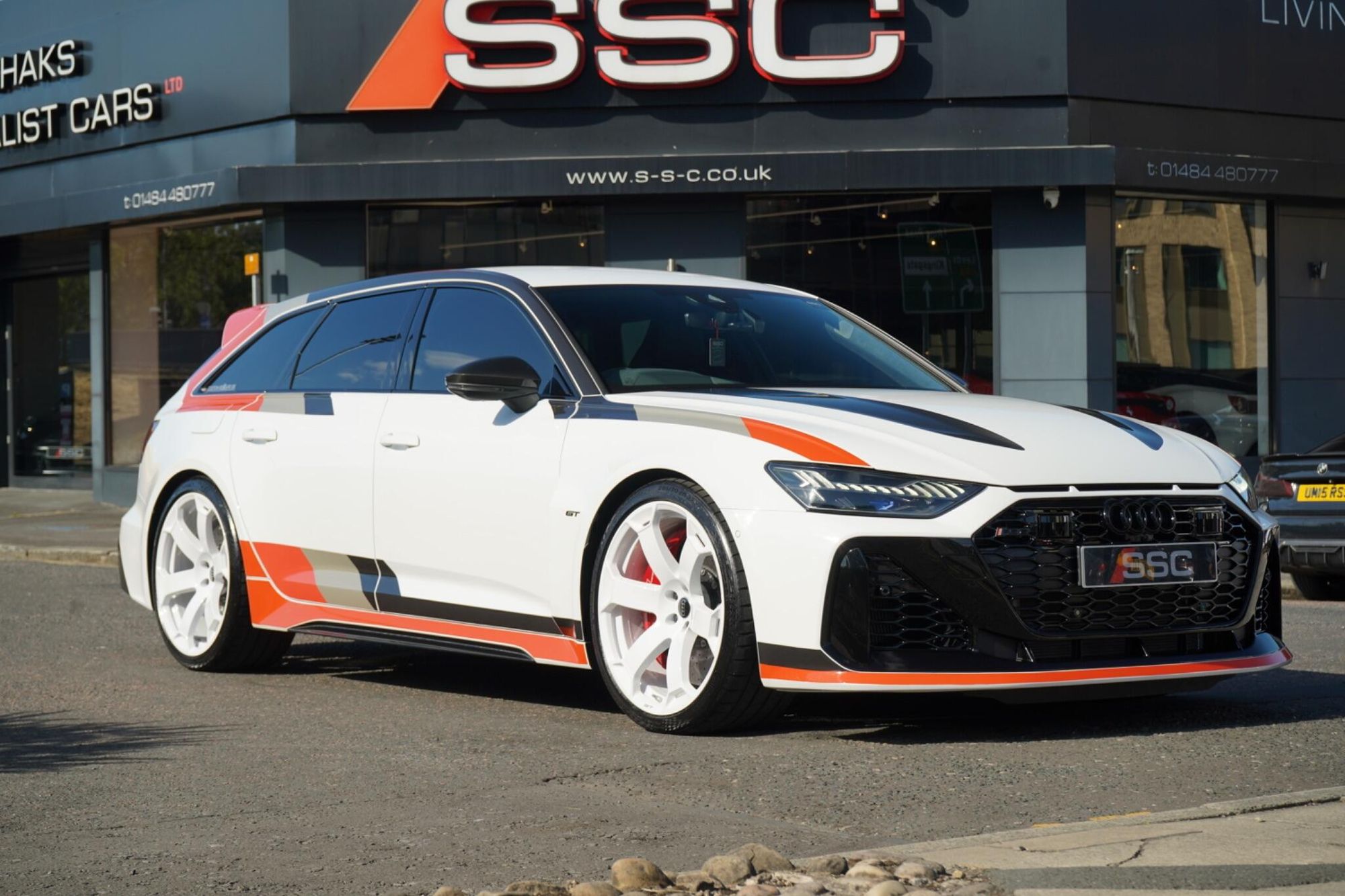 AUDI RS6 RS 6 AVANT SPECIAL EDITION RS 6 TFSI Quattro GT 5dr Tiptronic for sale UK - Slide 4