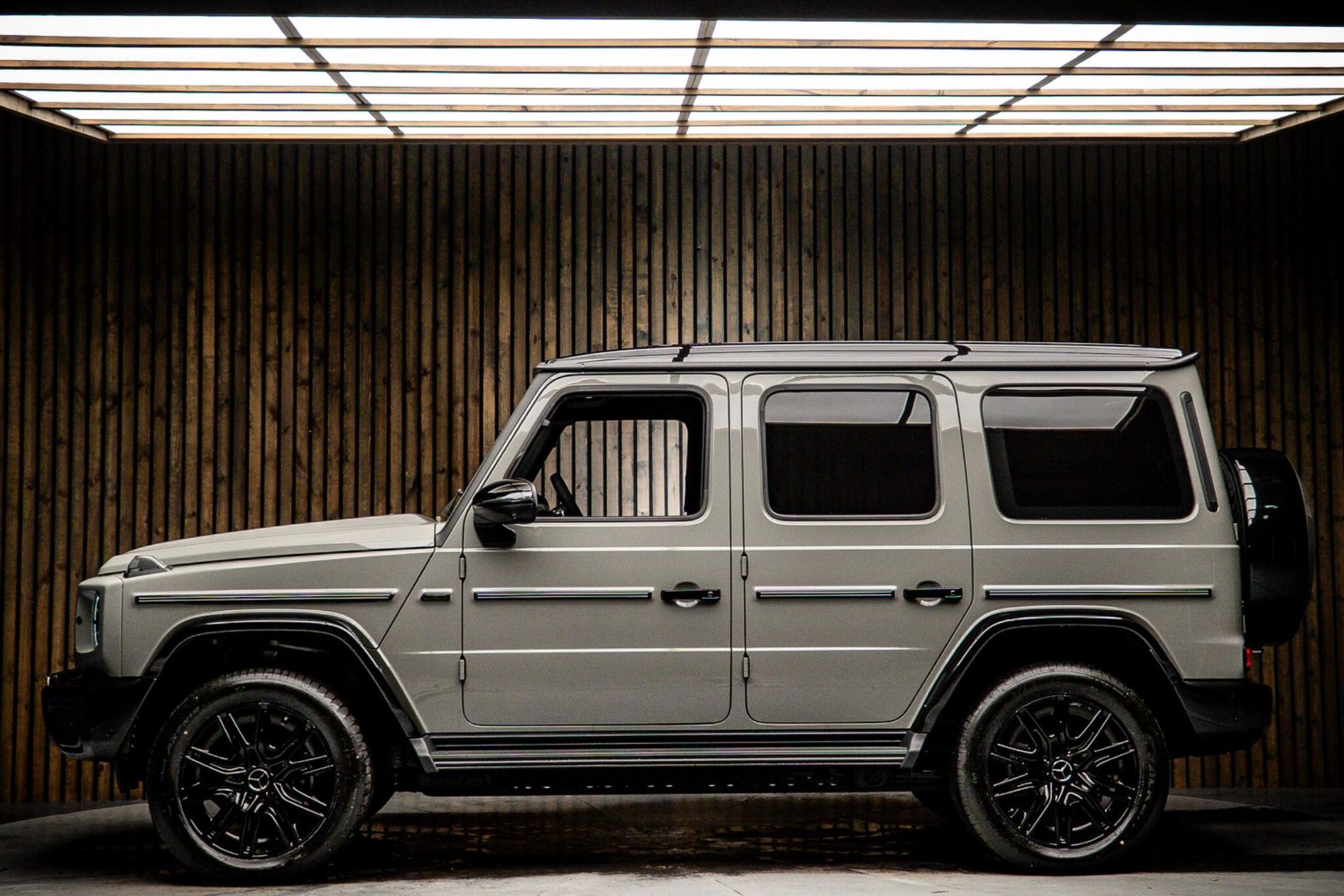 MERCEDES-BENZ G CLASS ELECTRIC STATION WAGON G 580 432kW EQ Tech AMG Line Prem+ 116kWh 5dr Auto for sale UK - Slide 7