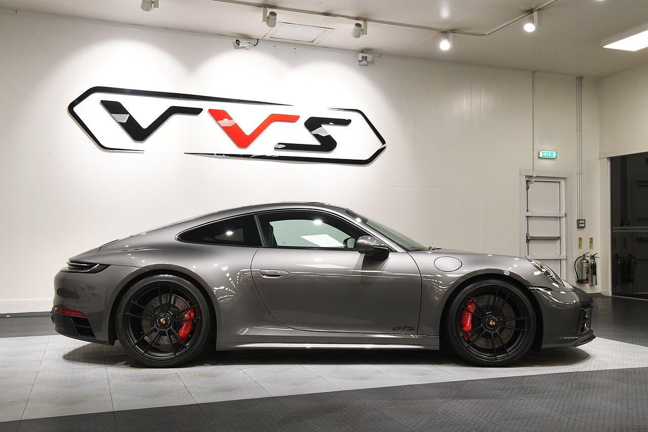 PORSCHE 911 [992] CARRERA COUPE GTS 2dr PDK for sale UK - Slide 2