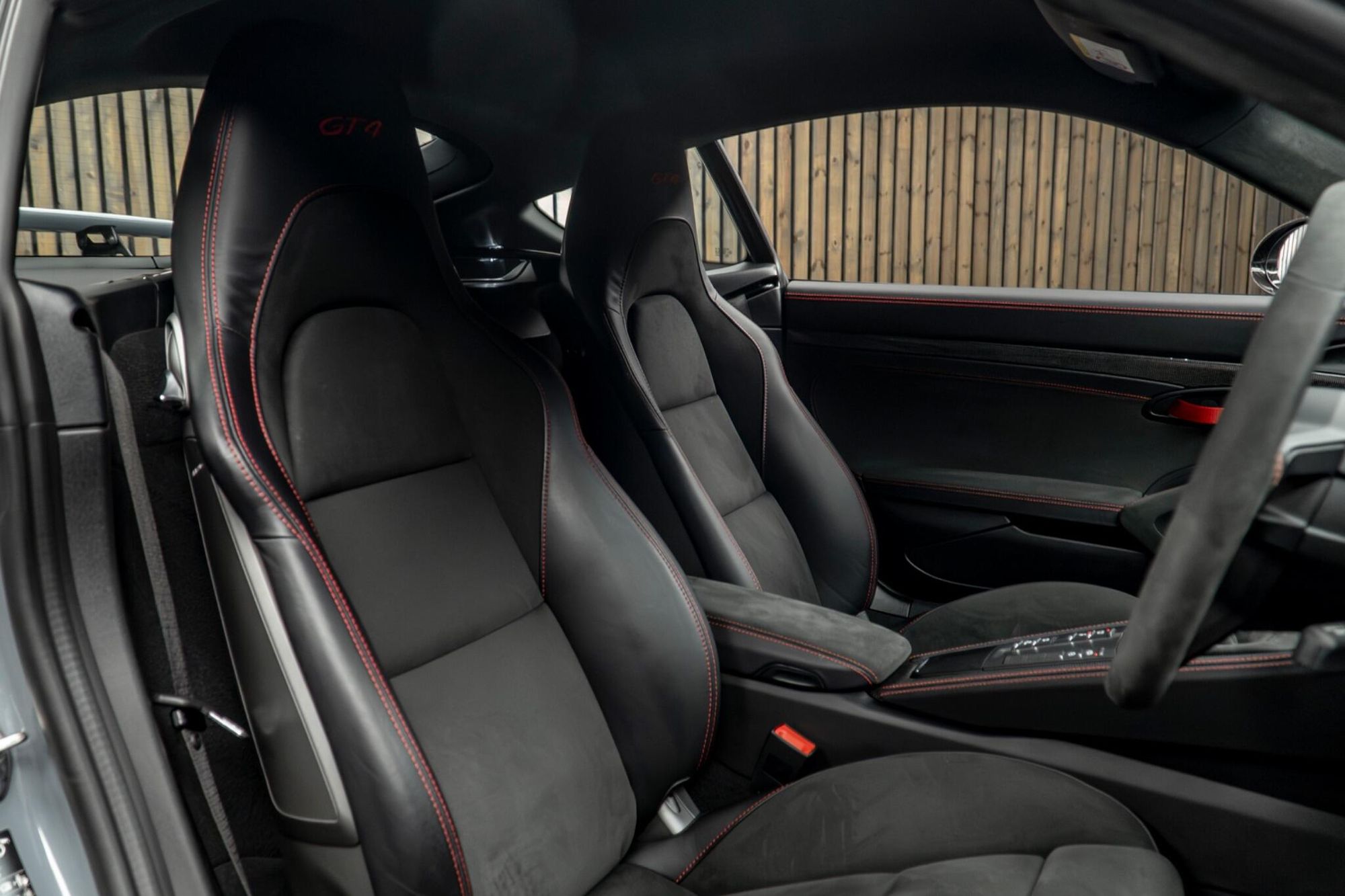 PORSCHE CAYMAN 718 COUPE 4.0 GT4 2dr for sale UK - Slide 2