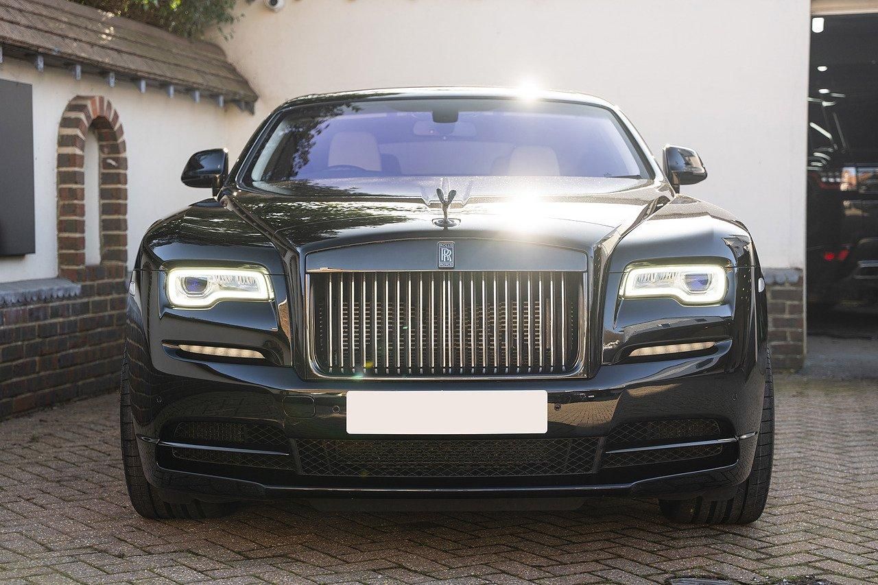 ROLLS-ROYCE WRAITH COUPE Black Badge 2dr Auto for sale UK - Slide 2
