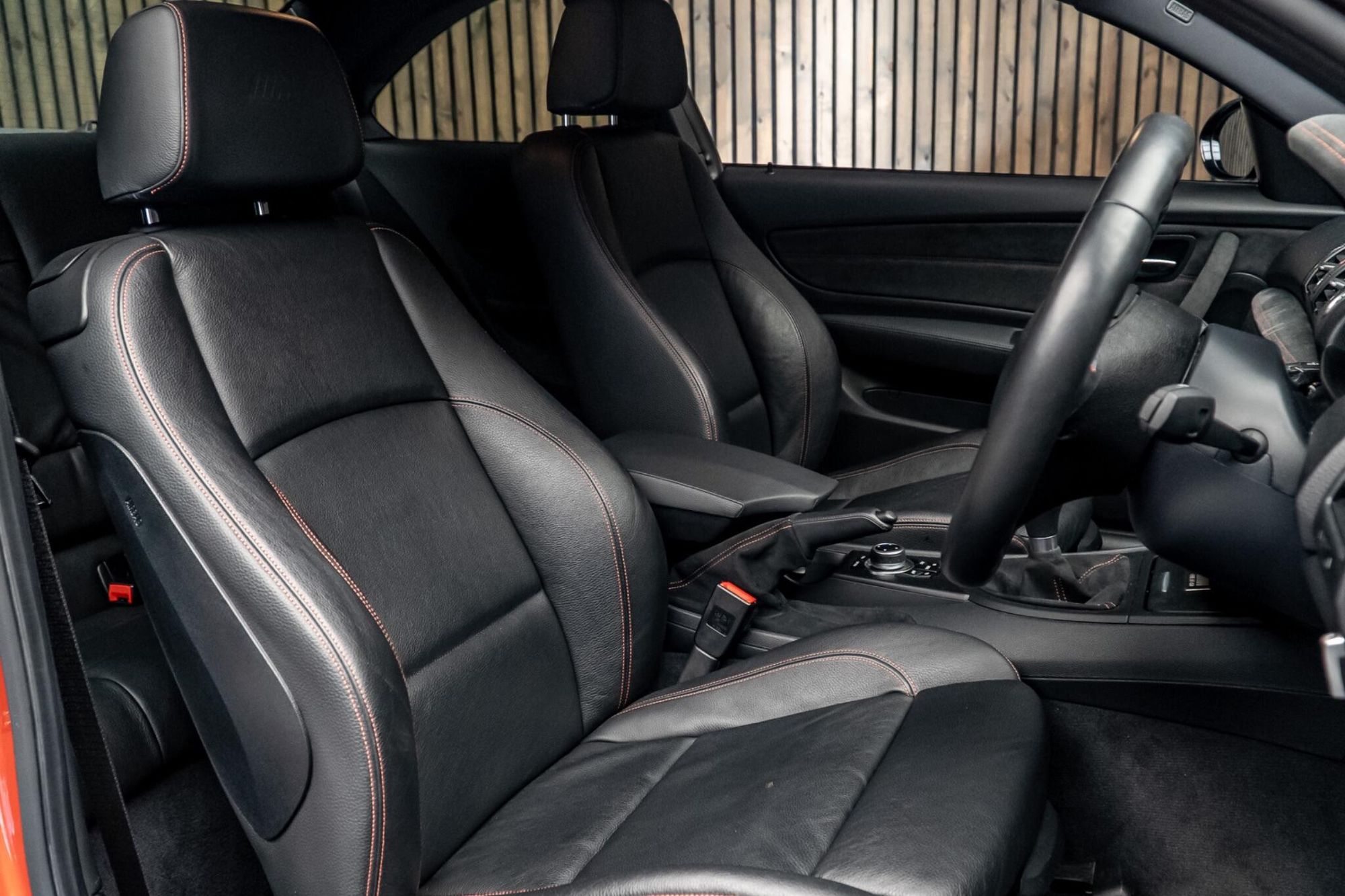 BMW 1 SERIES COUPE M 2dr for sale UK - Slide 2